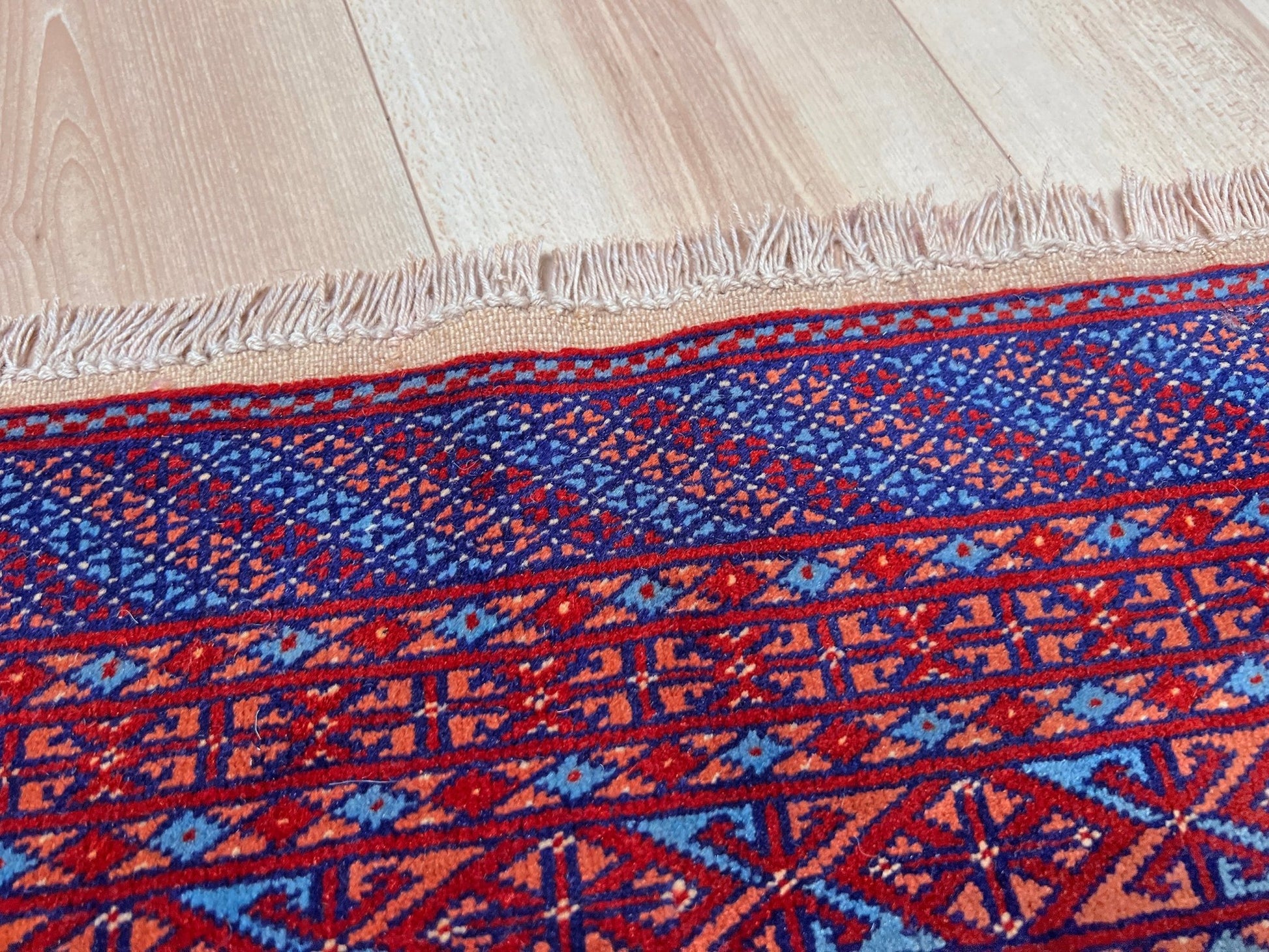 Blue bukhara turkmen rug. Luxury Handmade rug  shop palo alto. Oriental rug shop san francisco bay area.