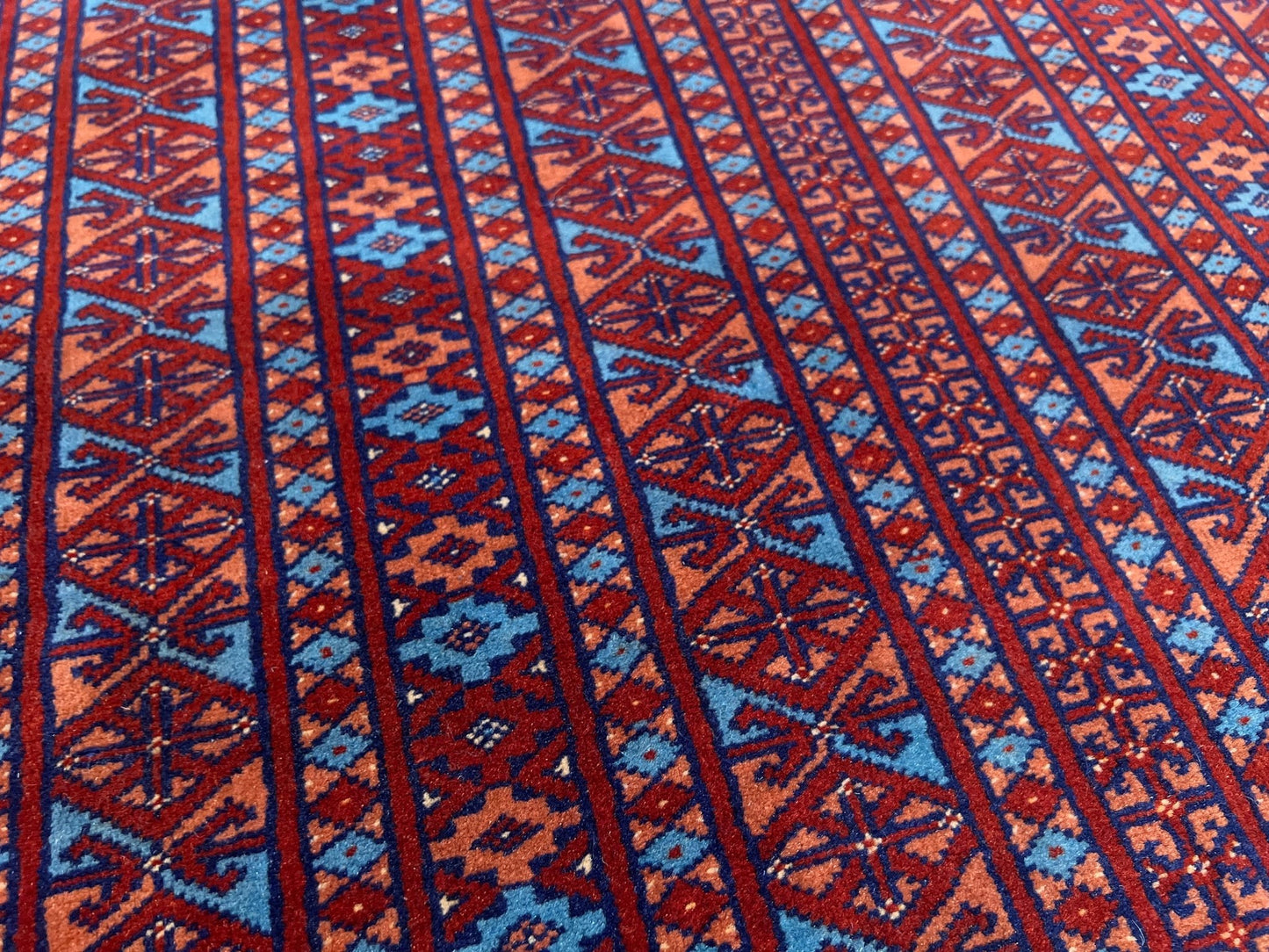 Blue bukhara turkmen rug. Luxury Handmade rug  shop palo alto. Oriental rug shop san francisco bay area.