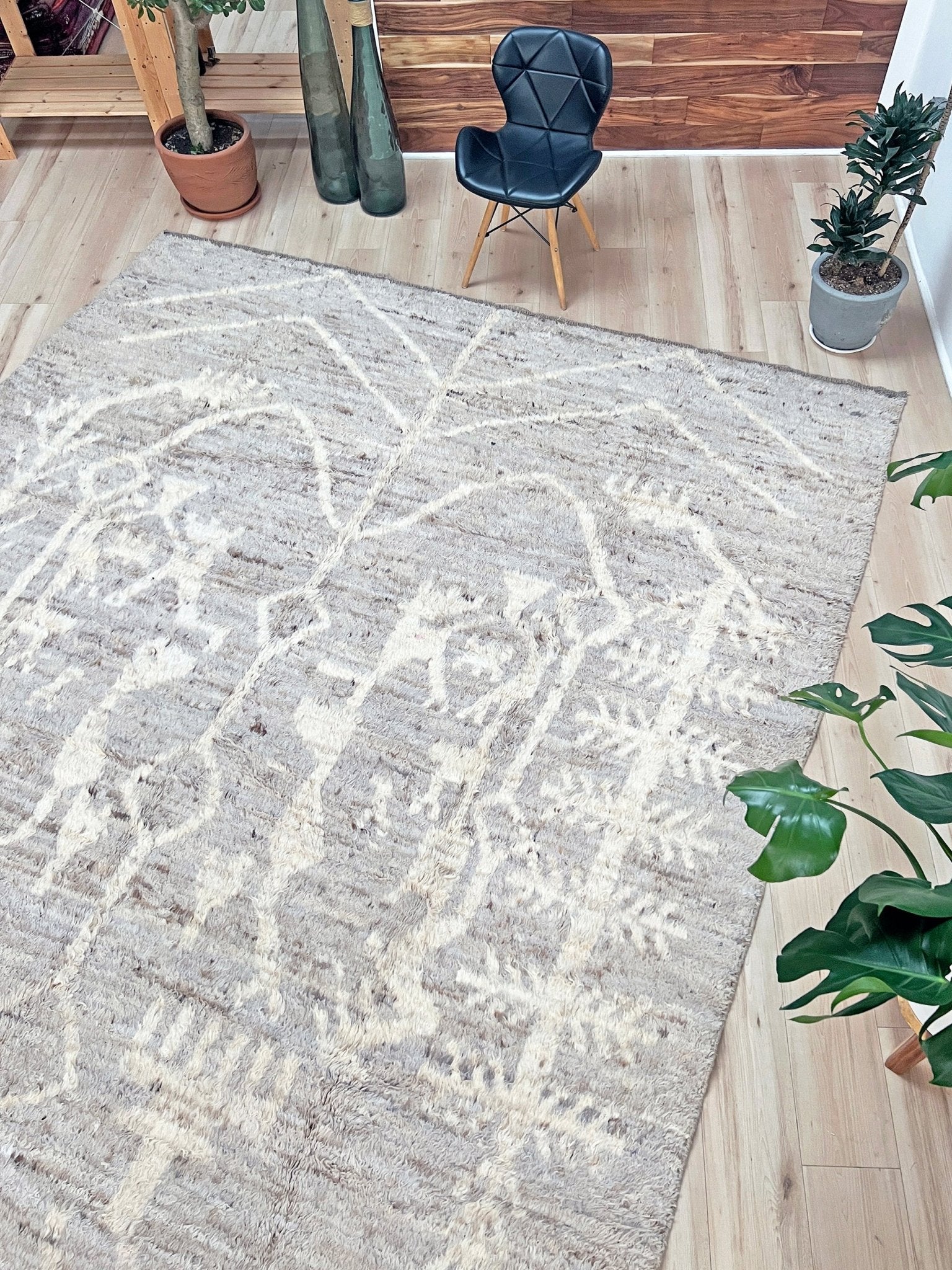 9x12 Minimalist Handmade Shag Moroccan Wool Area Rug with Neutral color Shop San Francisco Rug Bay Area. Buy Handmade Area Carpet Palo Alto Berkeley San Francisco Bay Area. Fee shipping 