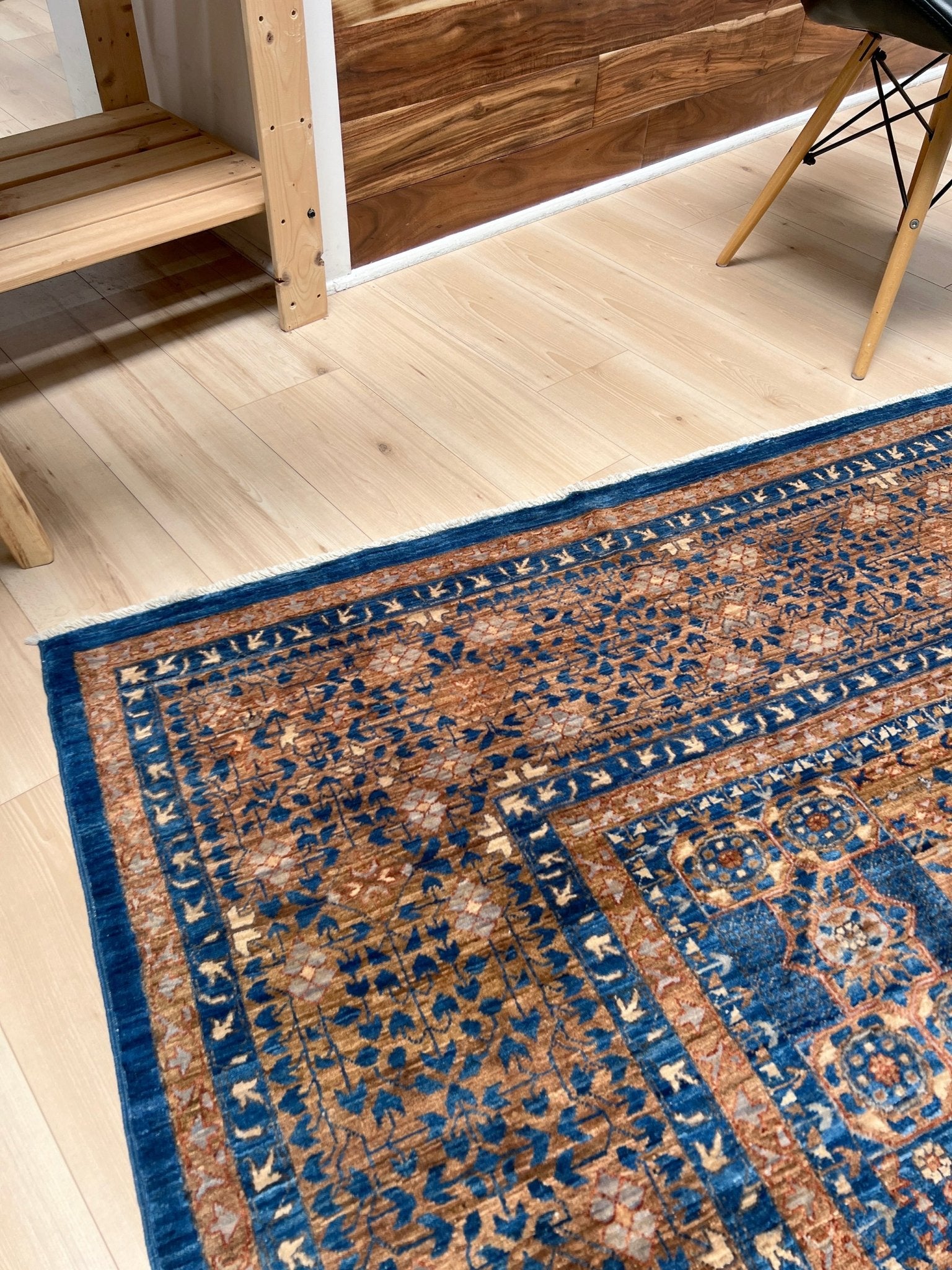 mamluk handmade area rug. 9x12 luxury rug for living room. Luxury rug shop palo alto. Oriental rug shop san francisco bay area.