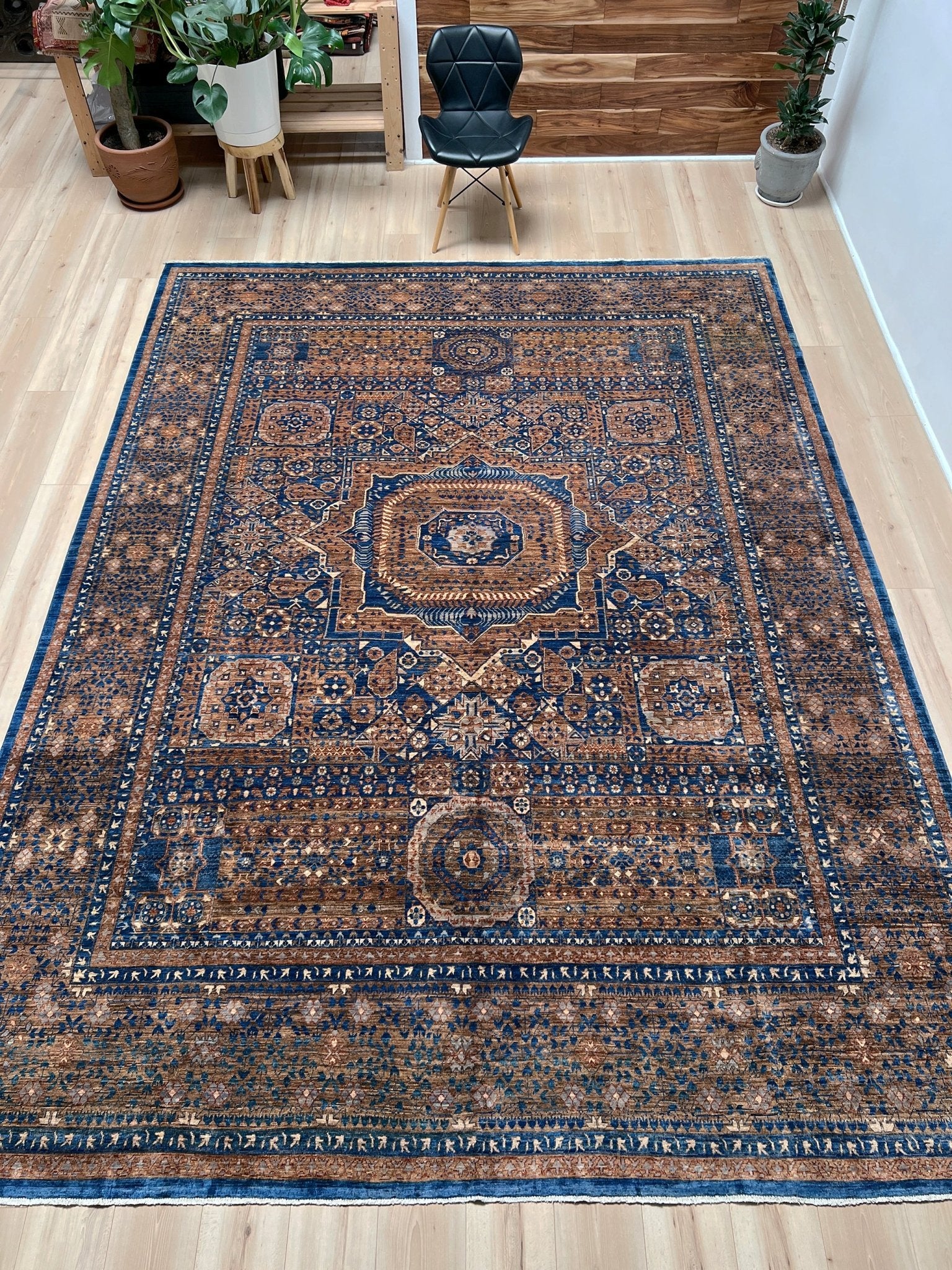 mamluk handmade area rug. 9x12 luxury rug for living room. Luxury rug shop palo alto. Oriental rug shop san francisco bay area.