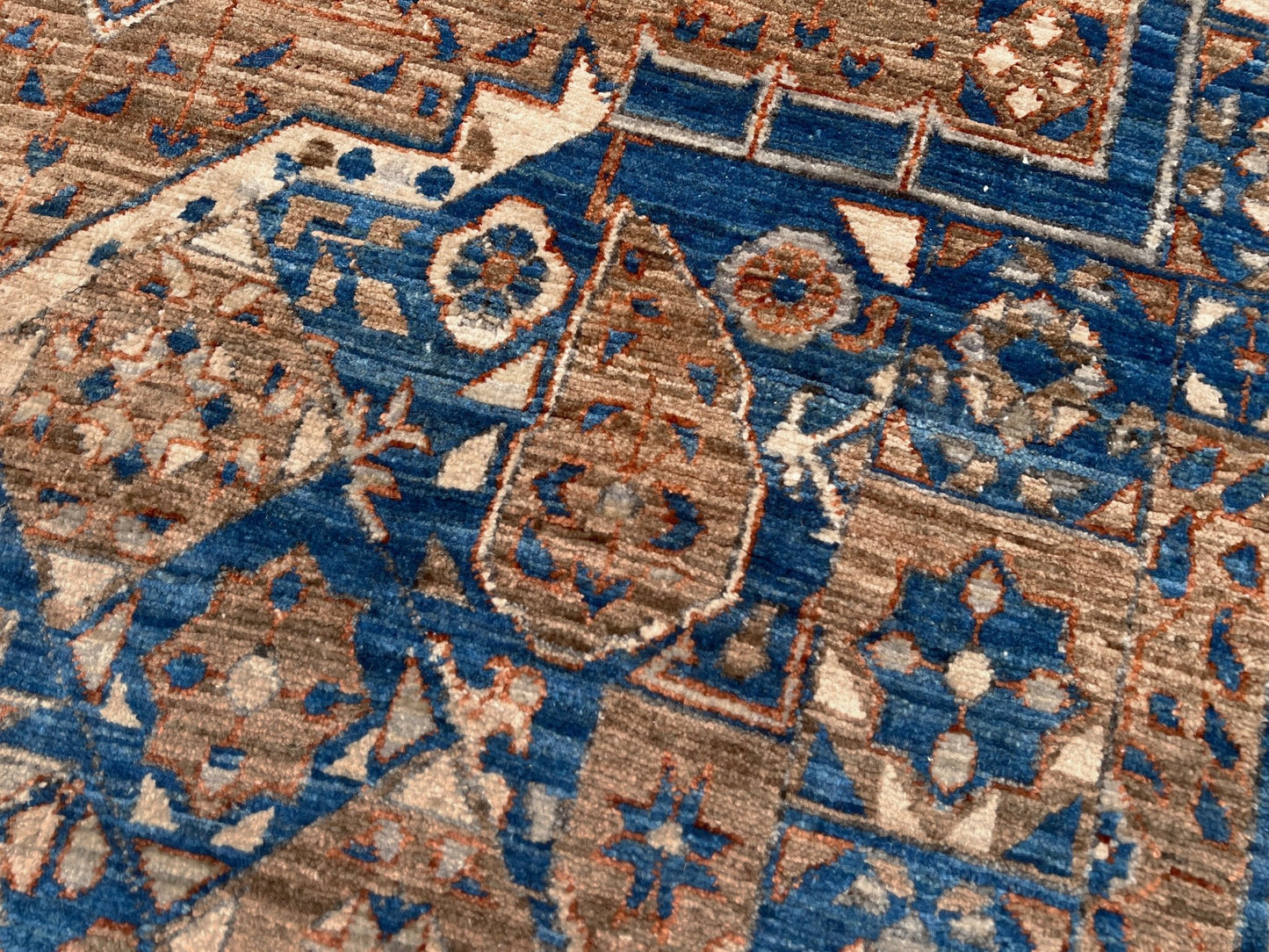 mamluk handmade area rug. 9x12 luxury rug for living room. Luxury rug shop palo alto. Oriental rug shop san francisco bay area.