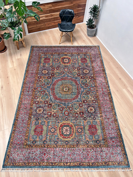 Mamluk handmade rug from Ghazni Wool. Luxury rugs hop palo alto. Oriental rug shop san francisco bay area. Silk like rug for living room.