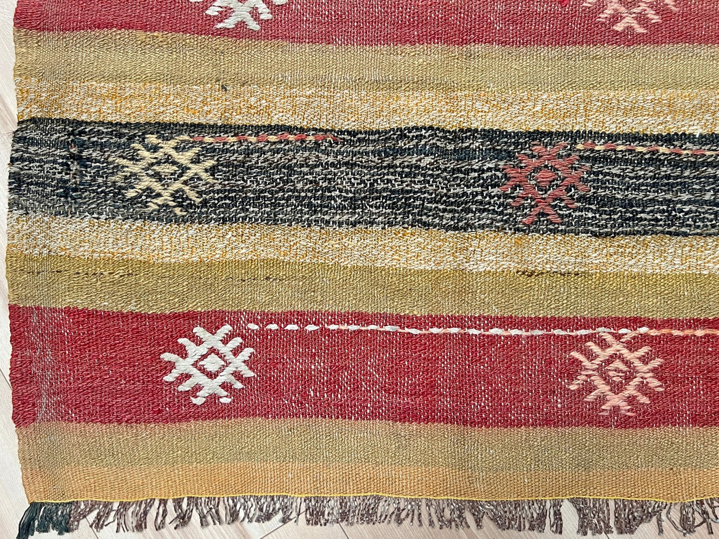 striped vintage turkish kilim rug shop san francisco bay area. Handmade wool flatweave rug for living room bedroom kitchen nursery.