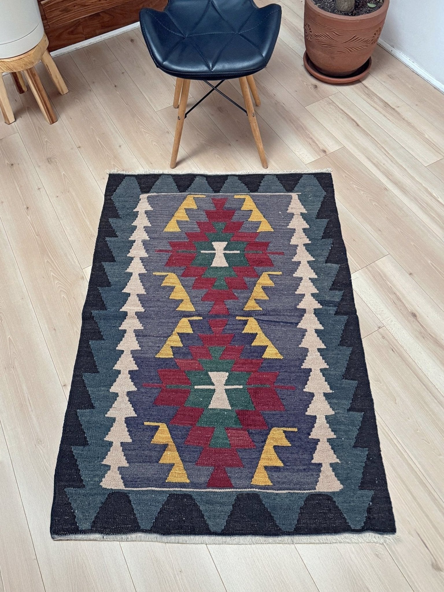 3x4 purple Navajo style tribal vintage turkish kilim wool rug for bedroom nursery kitchen entry tribal flatweave rug  shop san francisco bay area. Handmade wool flatweave rug.