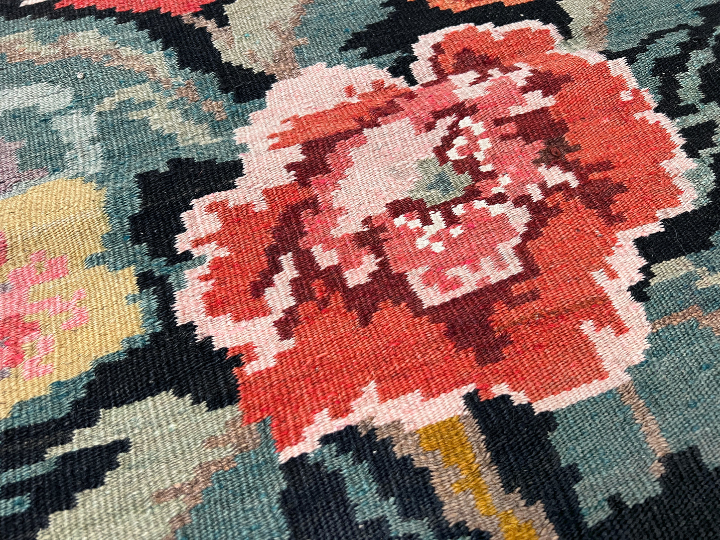 Rose Kilim • Handmade Moldovan Vintage Flatweave Rug (4'x7'6")