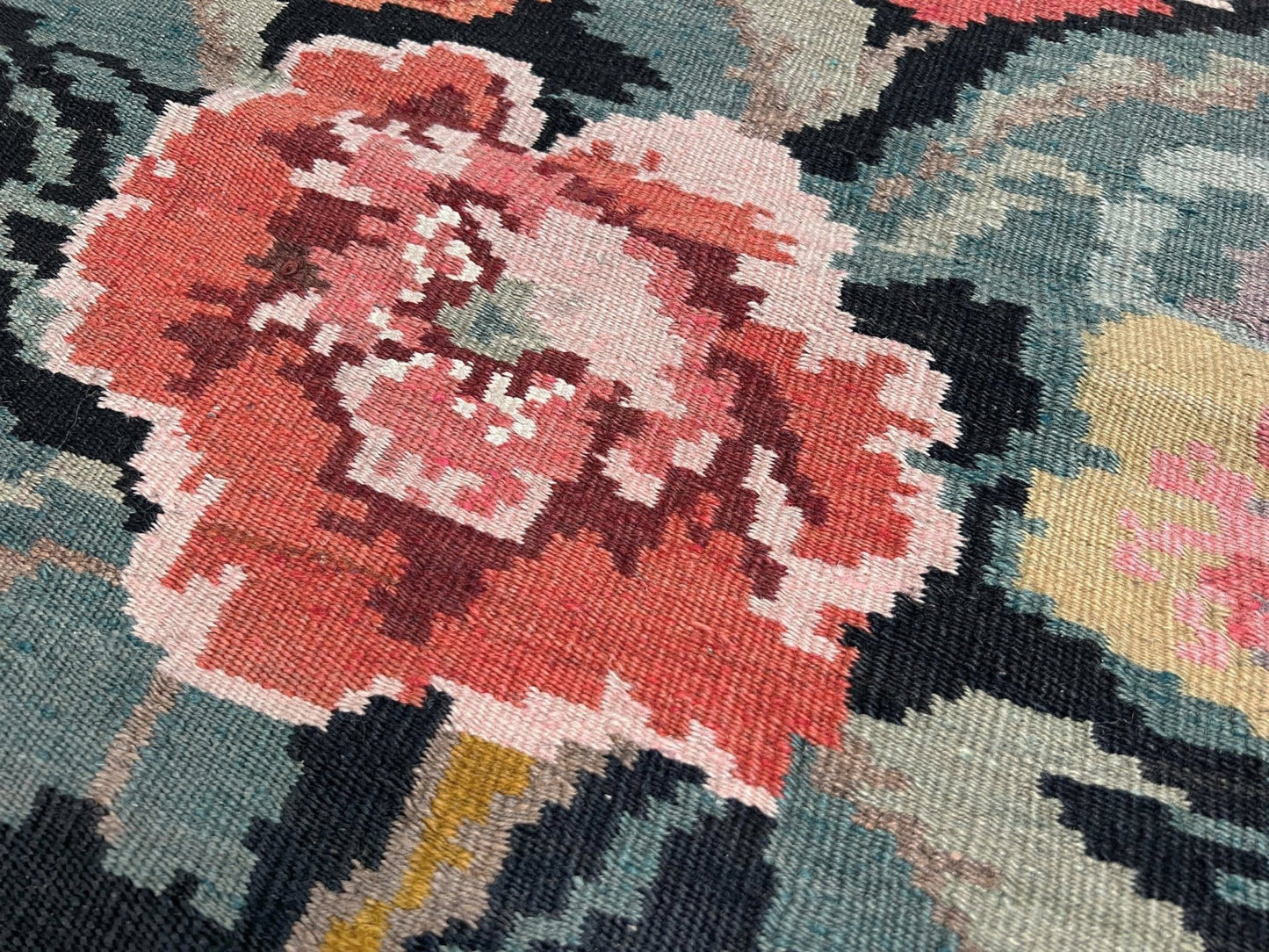 Moldovan Rose Kilim • Handmade Floral Vintage European Flatweave Rug / Wall Art (4'x7'6")