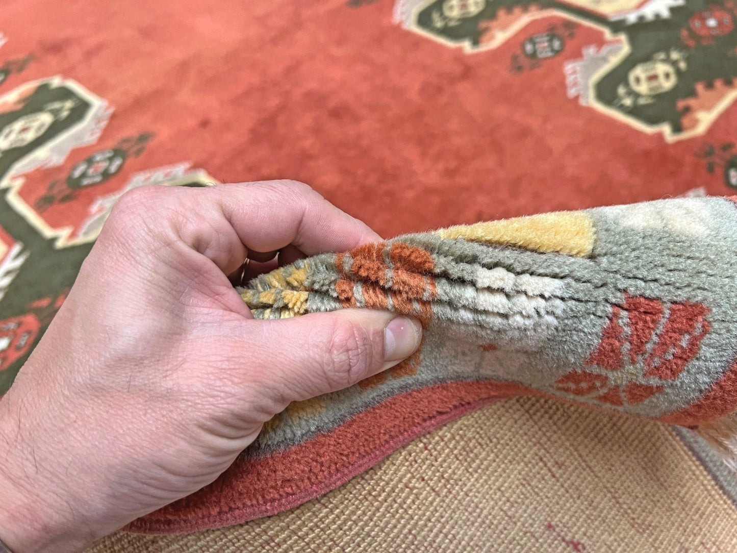Decorative rug with geometric pattern on beige background. 6x7 Beige Terracotta red Konya Turkish Soft Rug. Vintage Rug Shop San Francisco Bay Area. 