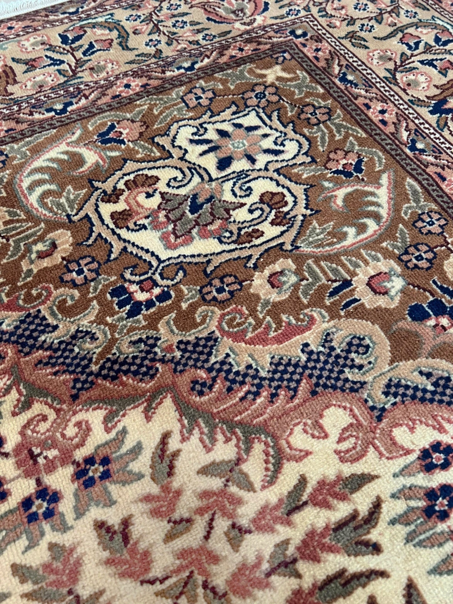 Kayseri • Turkish Area Rug (6'7"x9'9")