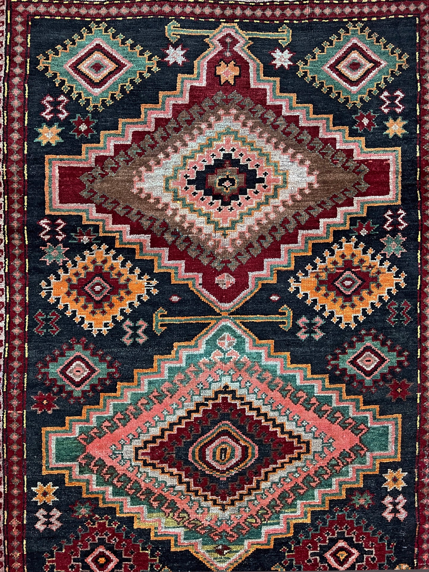 4x10 Kuba caucasian handmade wool vintage wide runner rug. Buy oriental rug shop san francisco bay area. Buy rug online free shipping.