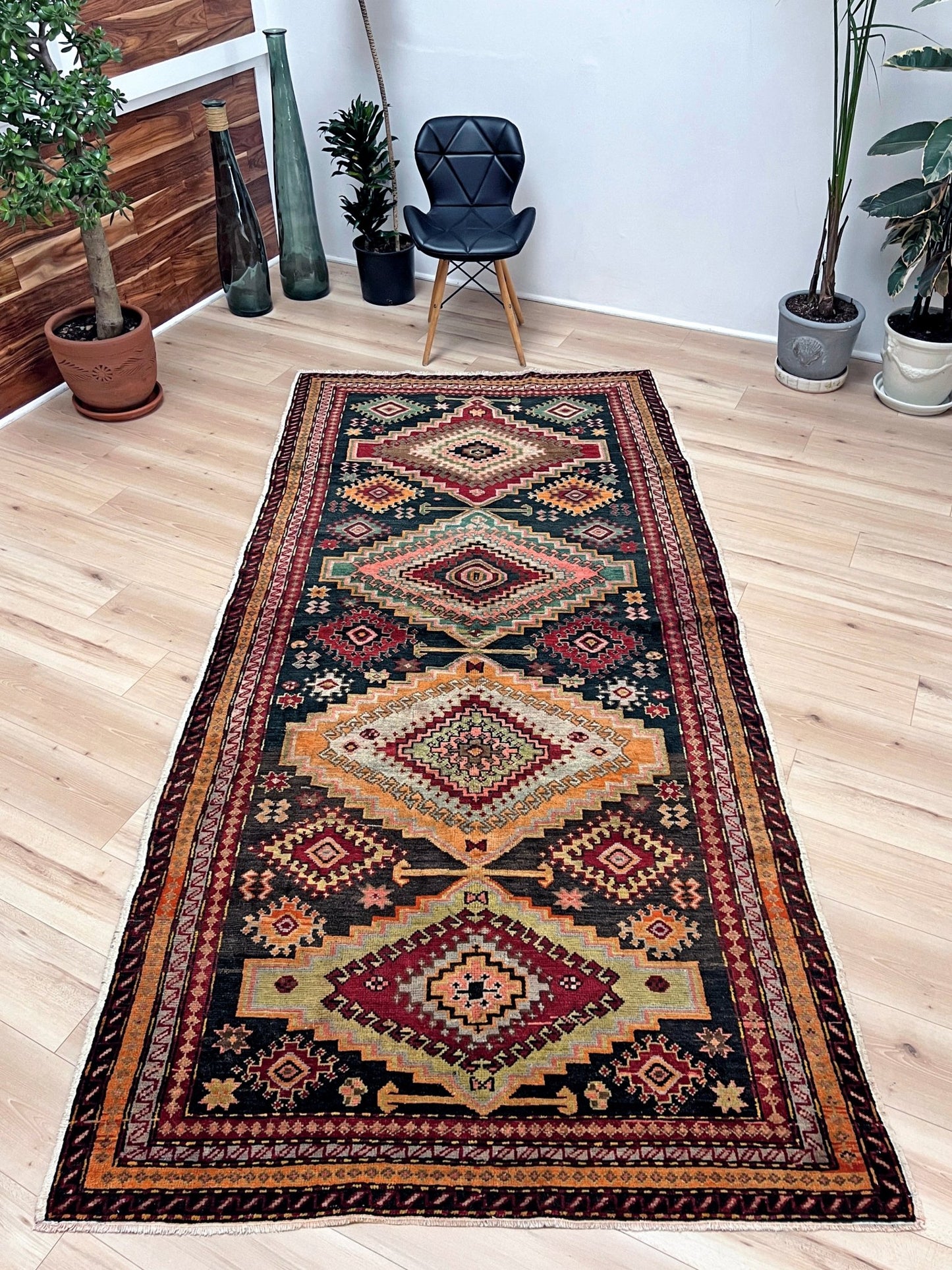 4x10 Kuba caucasian handmade wool vintage wide runner rug. Buy oriental rug shop san francisco bay area. Buy rug online free shipping.