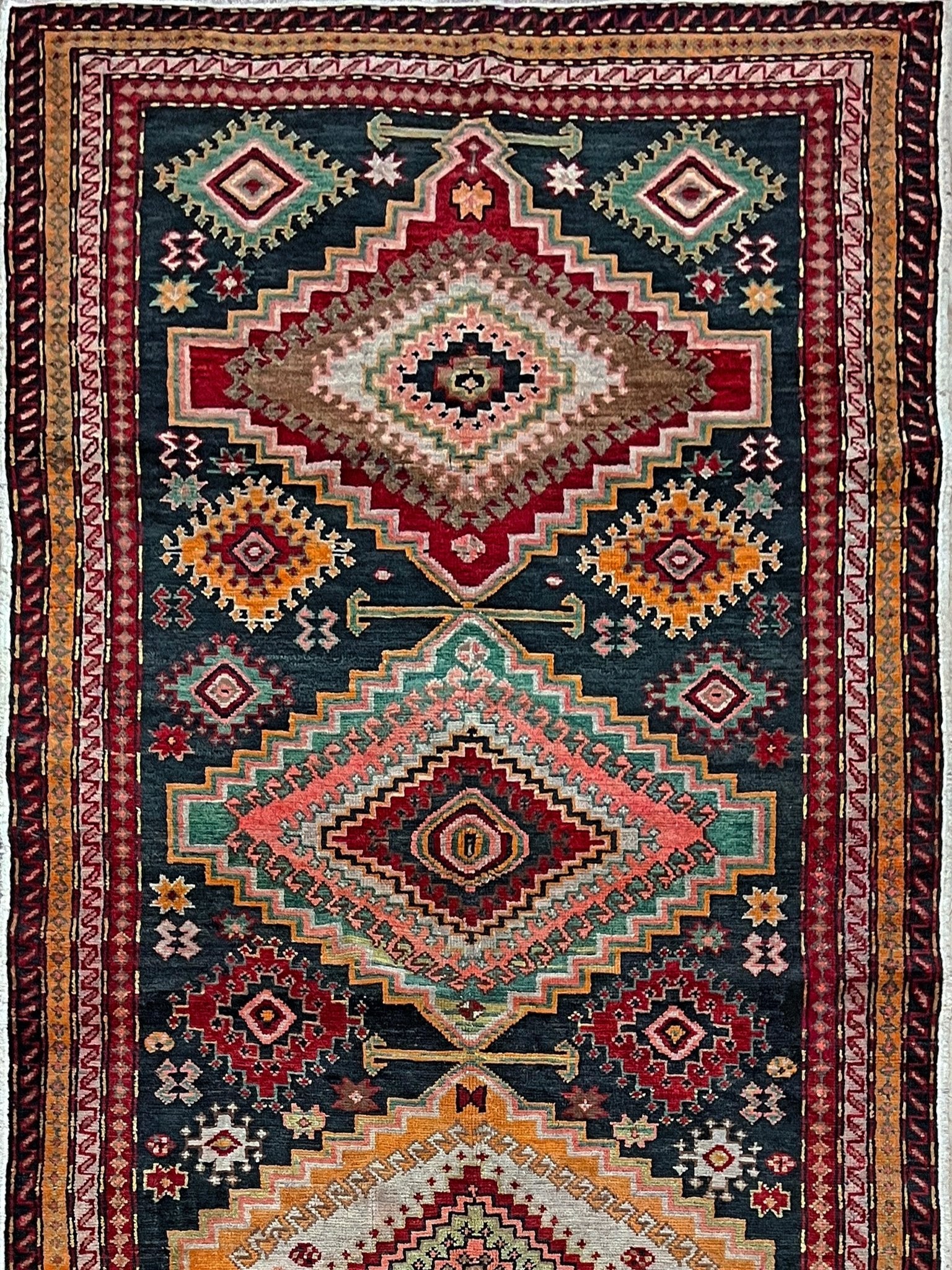 4x10 Kuba caucasian handmade wool vintage wide runner rug. Buy oriental rug shop san francisco bay area. Buy rug online free shipping.