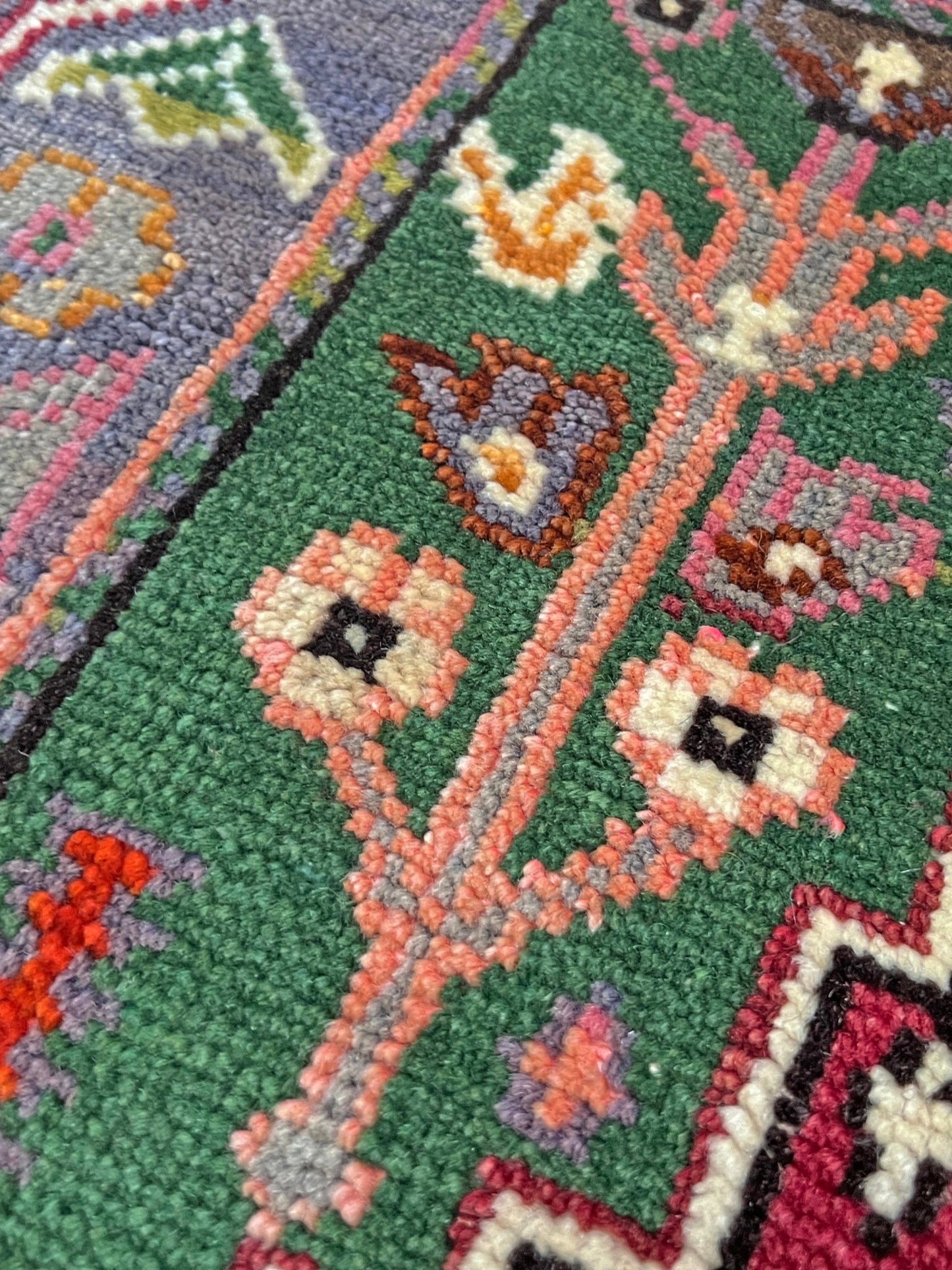 Vintage Turkish Maden prayer rug with russet rose field, emerald green spandrels, and floral motifs — handmade wool 3×4 mini carpet. intage turkish mini rug for entry bedroom bathroom under the desk nursery kitchen. Turkish rug shop san francisco bay area. Handmade wool rug buy online 