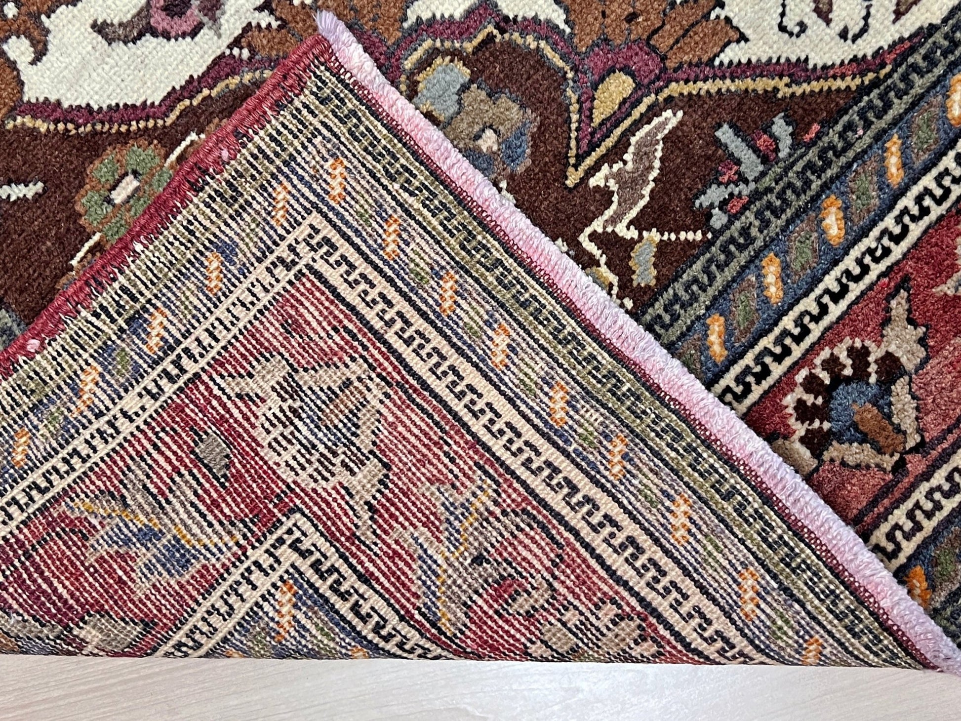 Kayseri Vintage turkish rug shop San francisco bay area. Carpet store Buy handmade 5x7 wool rug online free shipping.