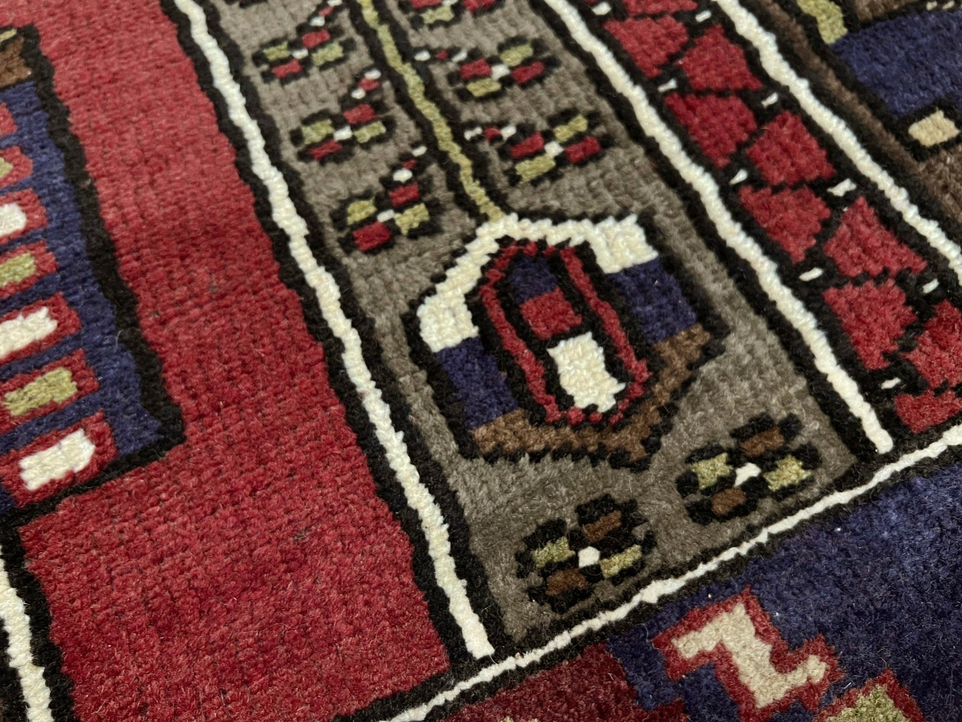 Konya vintage wool turkish rug shop san francisco bay area. Oriental rug store palo alto, berkeley. 5x7 Scatter handmade rug