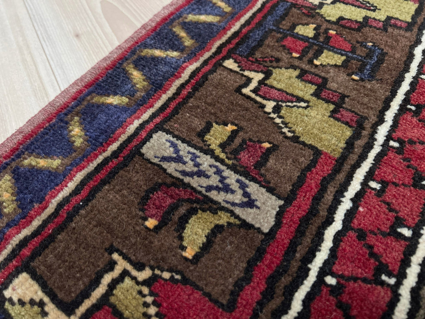 Konya vintage wool turkish rug shop san francisco bay area. Oriental rug store palo alto, berkeley. 5x7 Scatter handmade rug