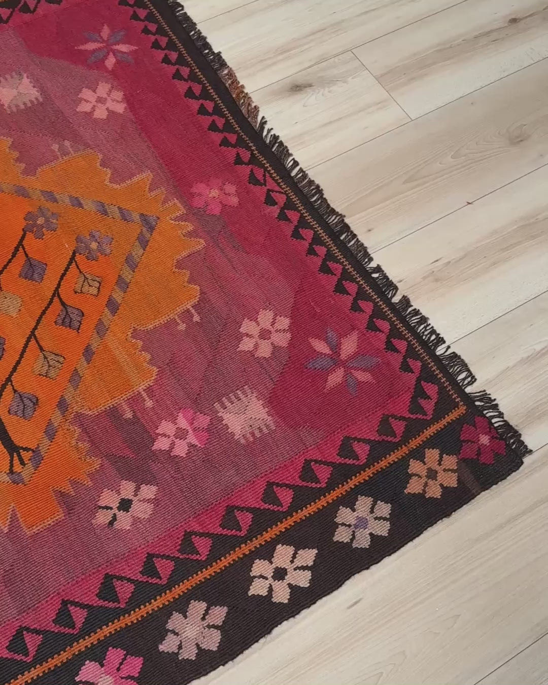 Vintage Kars Turkish kilim rug in dusty pink, warm apricot orange, handwoven from Anatolian wool 5x10. 
