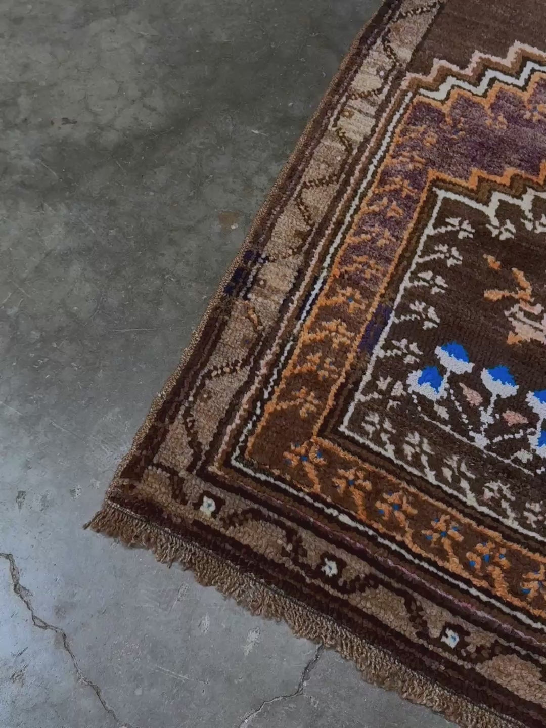 3x4 Kars Wool vintage turkish mini rug. Handmade turkish rug shop san francisco bay area. Buy handmade wool rug online