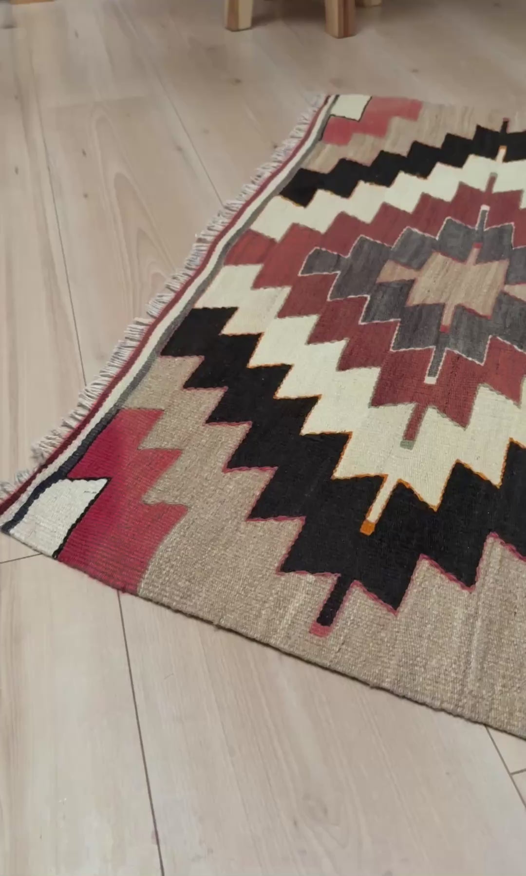 Vintage Mut kilim rug 3x5 handmade Turkish flatweave — Navajo style geometric pattern — wall hanging — best rug shop San Francisco Bay Area Burlingame CA