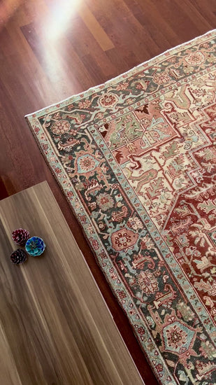 heriz persian are rug for living room, bedroom, dining. Oriental rug shop San Mateo. Vintage persian rug store san francisco bay area. Buy oriental rug shop online free shipping USA and Canada.