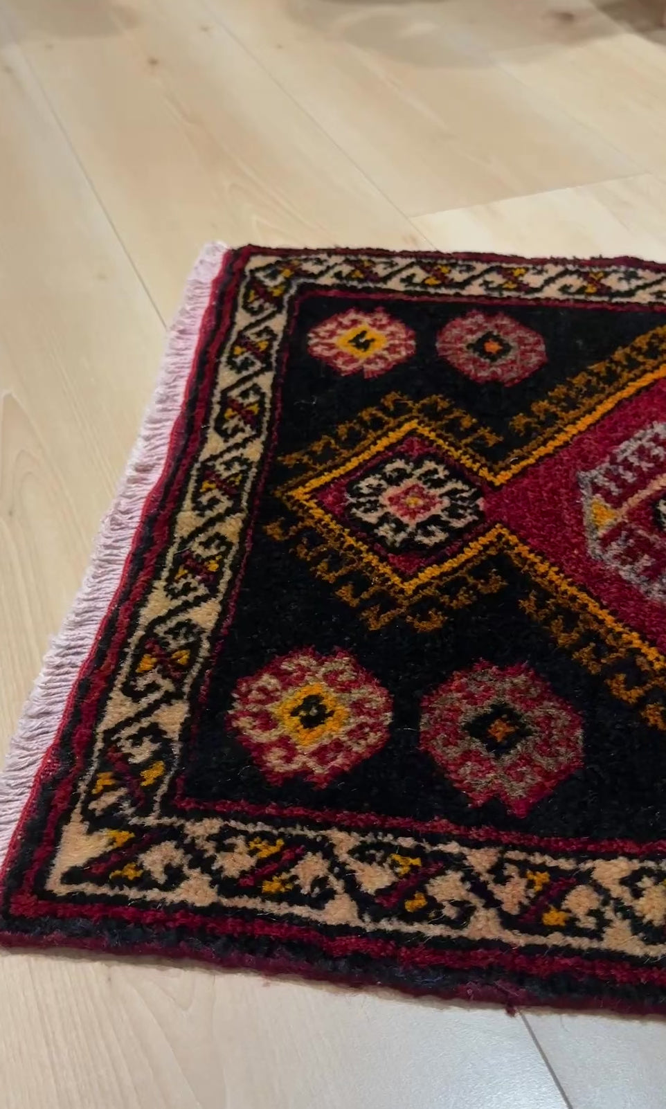 HANDMADE SMALL WOOL RUG FOR kitchen UNDER THE DESK BATHROOM. 2x3 Turkish mini rug free shipping