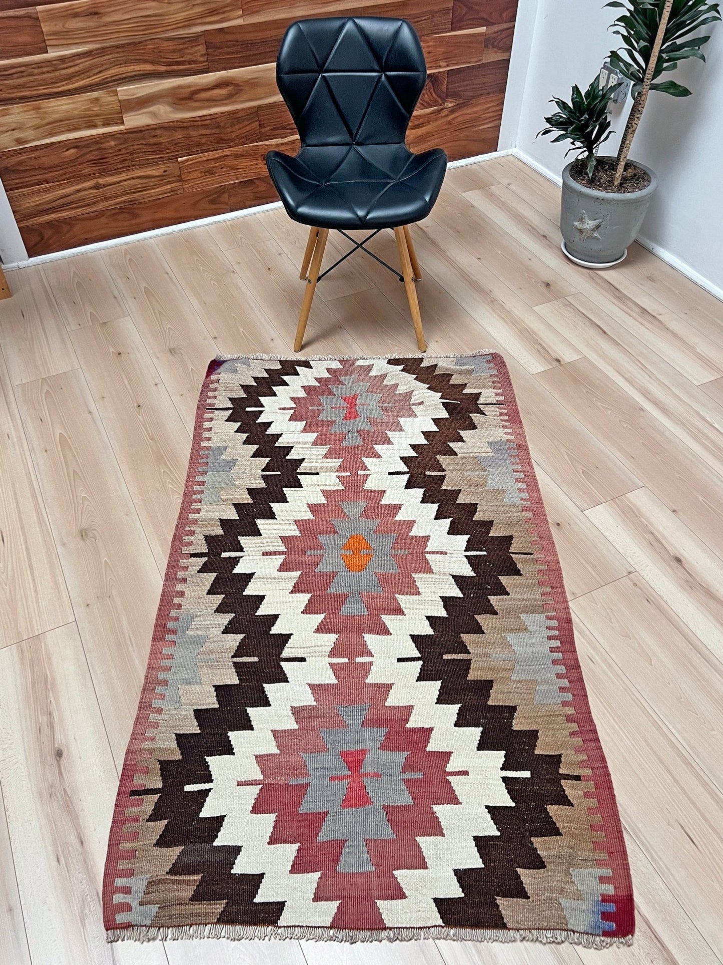 Navajo style turkish kilim rug shop san francisco bay area. Handmade wool flatweave rug