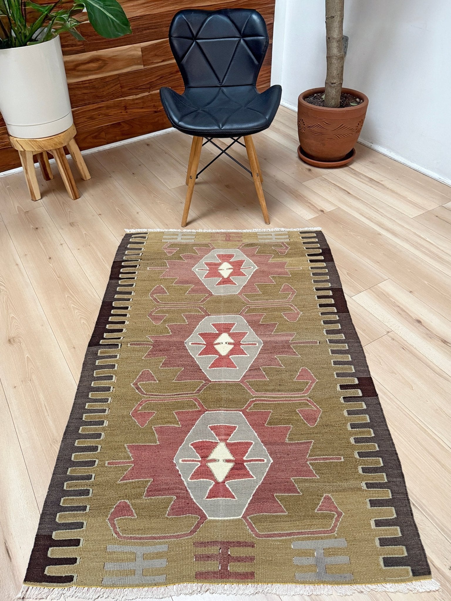 3x4 Navajo style turkish kilim wool rug for bedroom nursery kitchen entry tribal flatweave rug  shop san francisco bay area. Handmade wool flatweave rug.