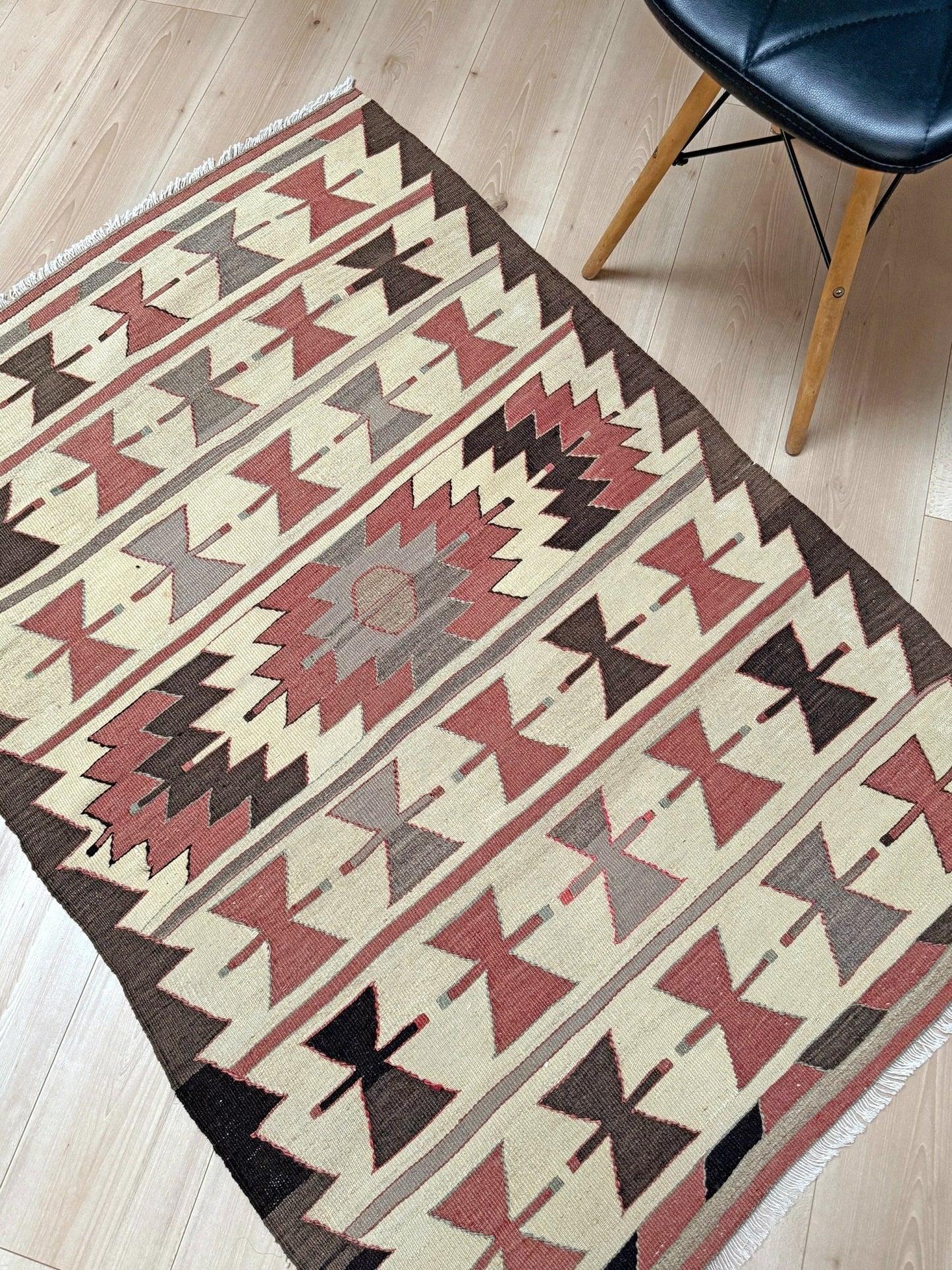 Vintage Mut kilim rug 3x5 with Navajo-style geometric medallions — handwoven Turkish wool flatweave, available at Indigo Rugs, the best rug shop in San Francisco Bay Area, Burlingame CA.