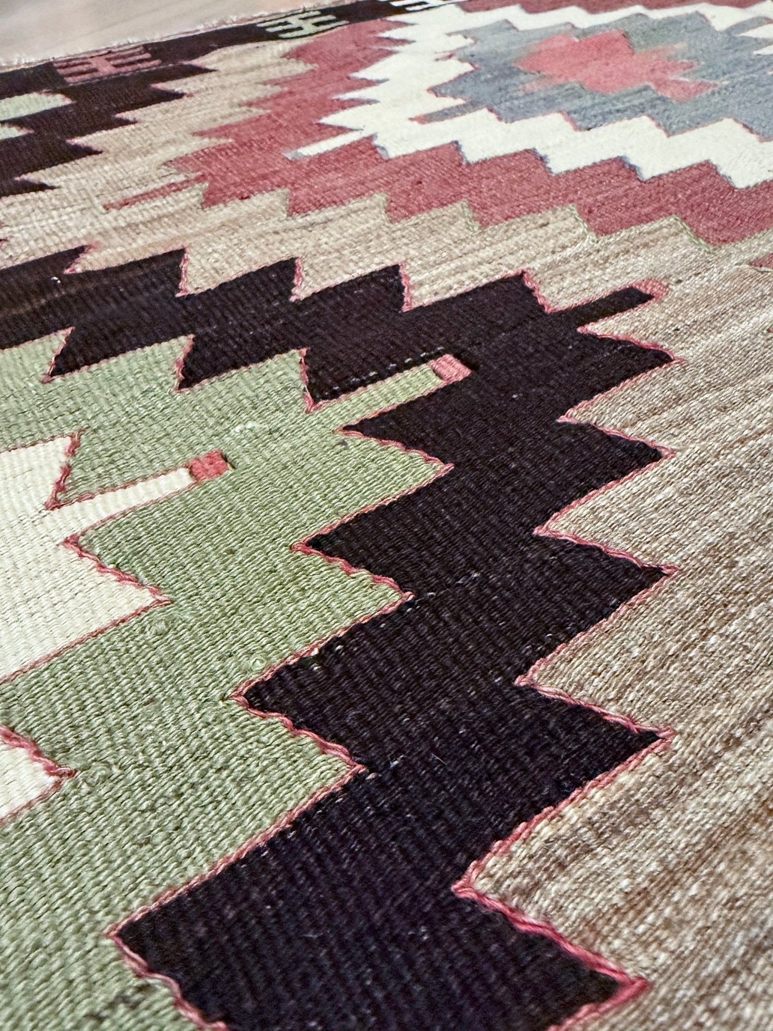 4x5 Navajo style turkish kilim wool rug for bedroom nursey kitchen entry flatweave rug  shop san francisco bay area. Handmade wool flatweave rug.