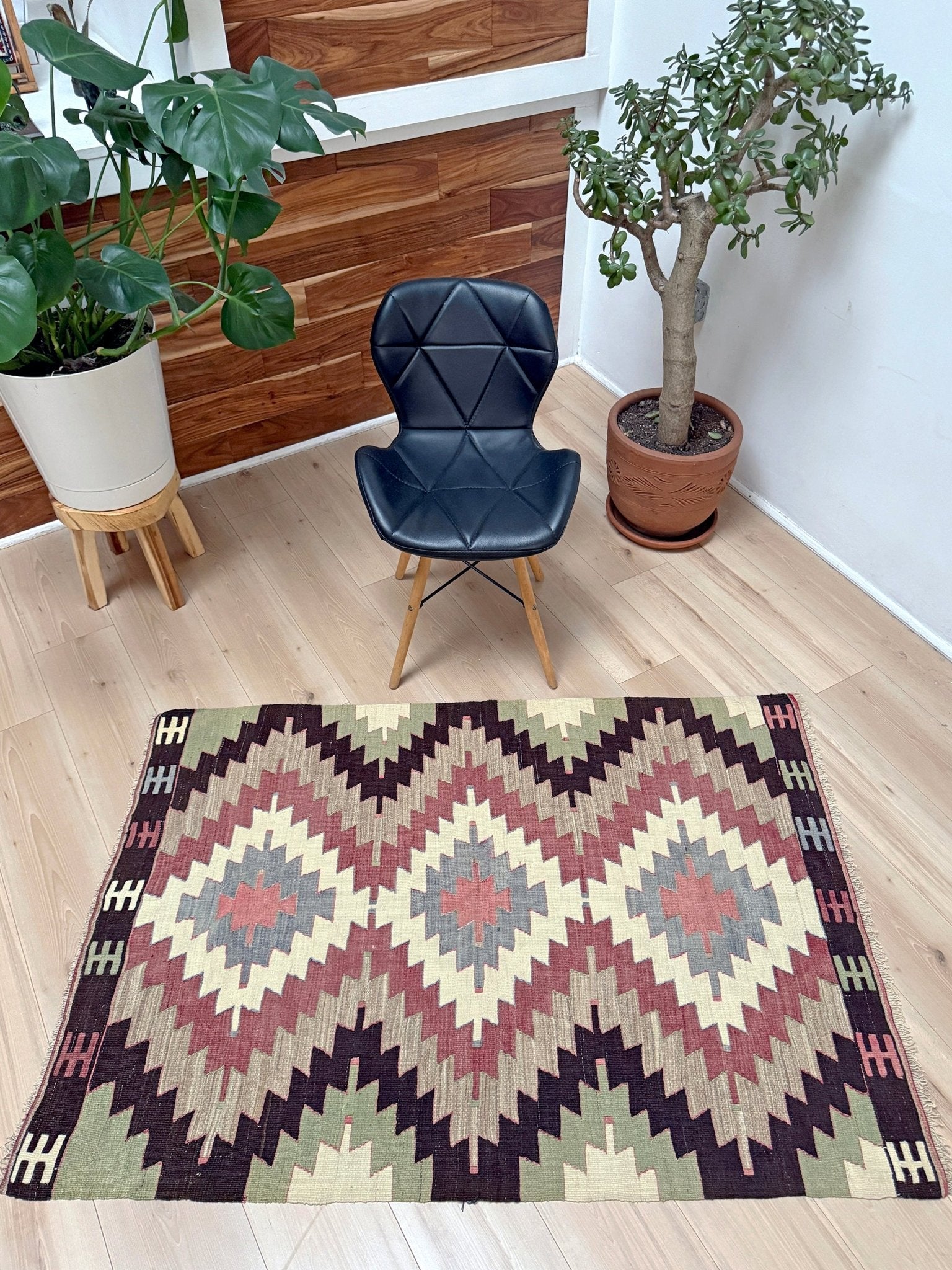 4x5 Navajo style turkish kilim wool rug for bedroom nursey kitchen entry flatweave rug  shop san francisco bay area. Handmade wool flatweave rug.