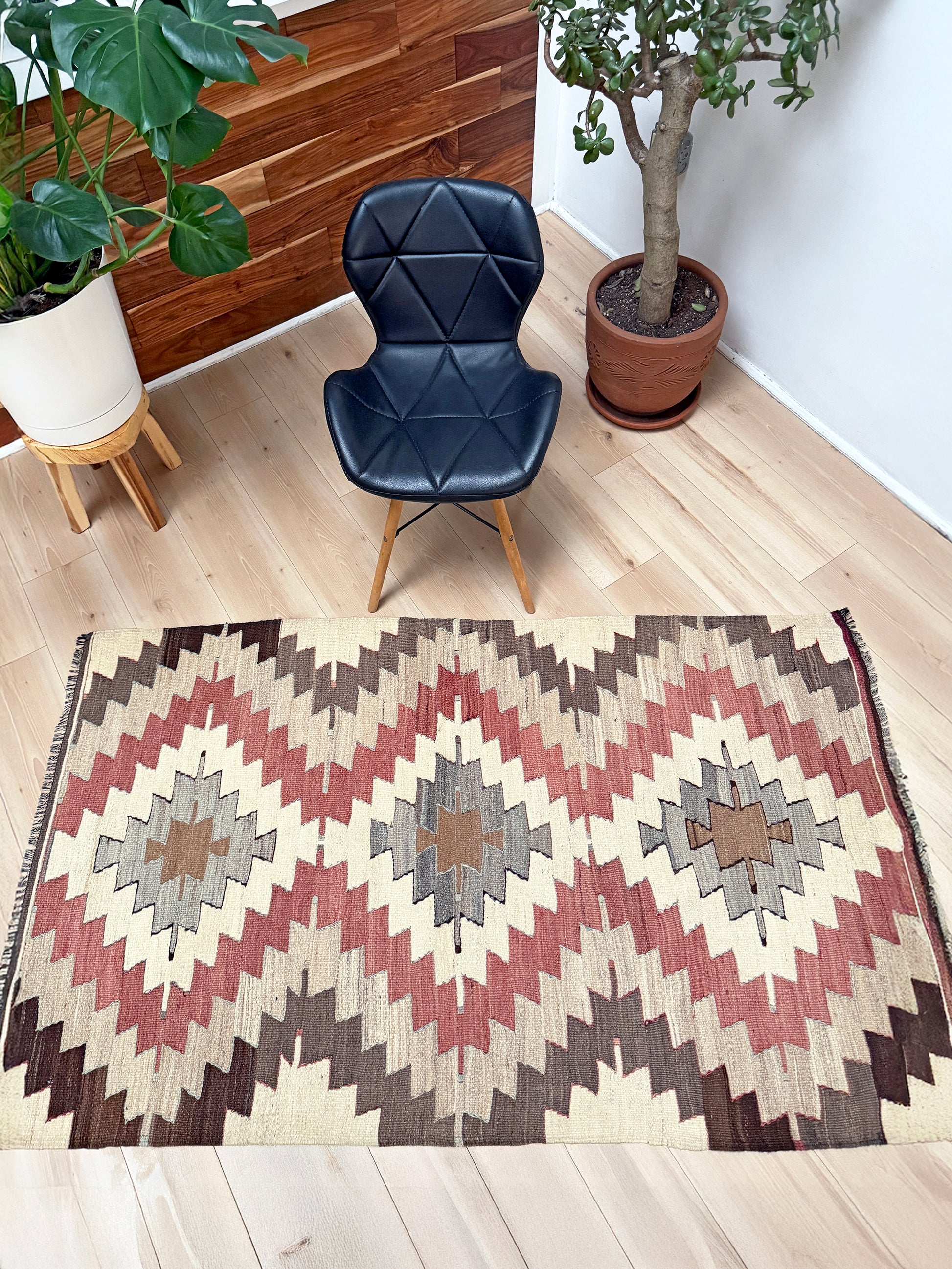 Vintage Mut kilim rug 3x6 in clay rose, ivory, and saddle brown — hand-woven Turkish flatweave, 1970s, sold by Indigo Rugs, Burlingame CA / San Francisco Bay Area.