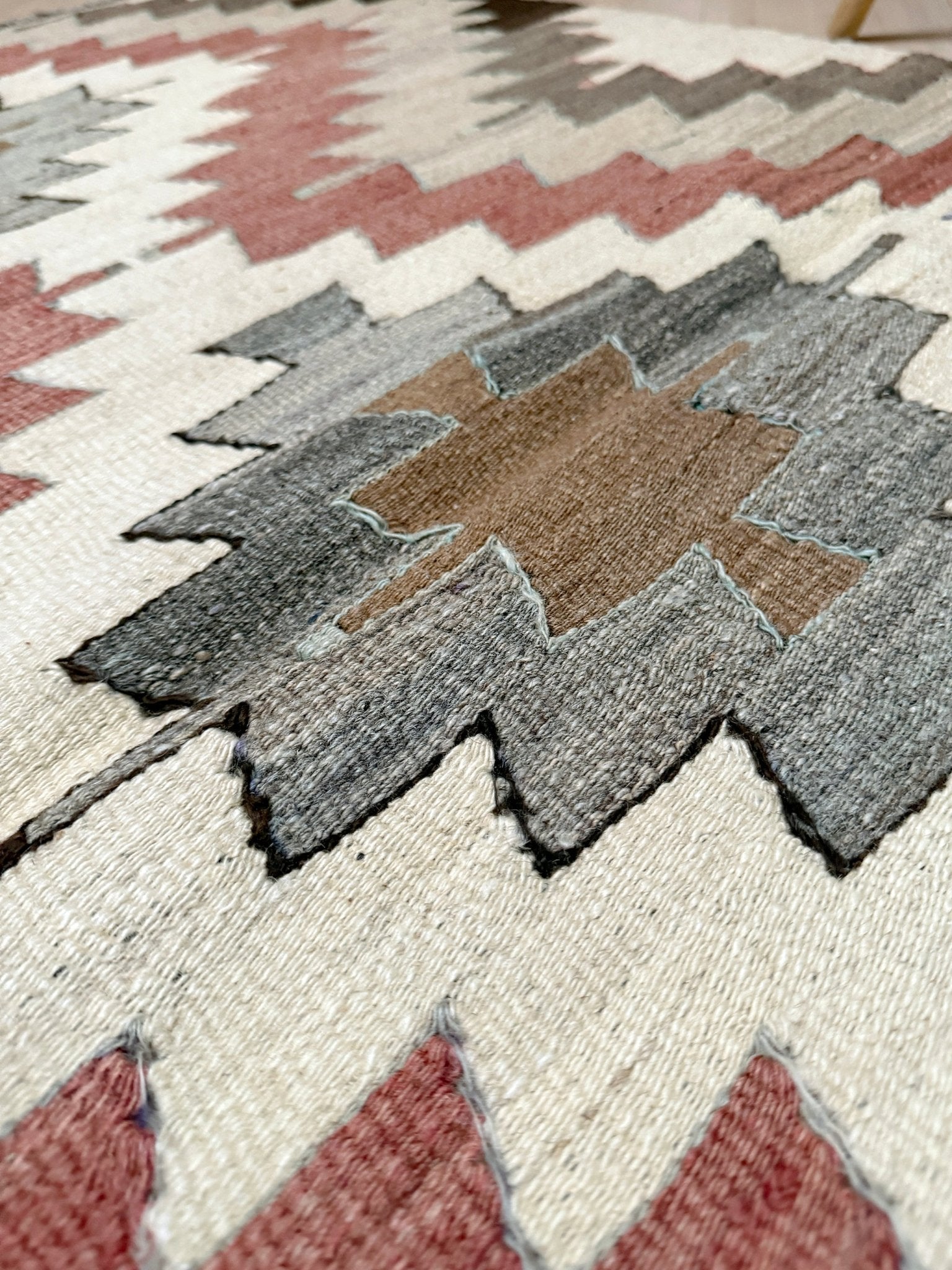 4x6 Navajo style muted turkish kilim wool rug for bedroom nursery kitchen entry tribal flatweave rug  shop san francisco bay area. Handmade wool flatweave rug.