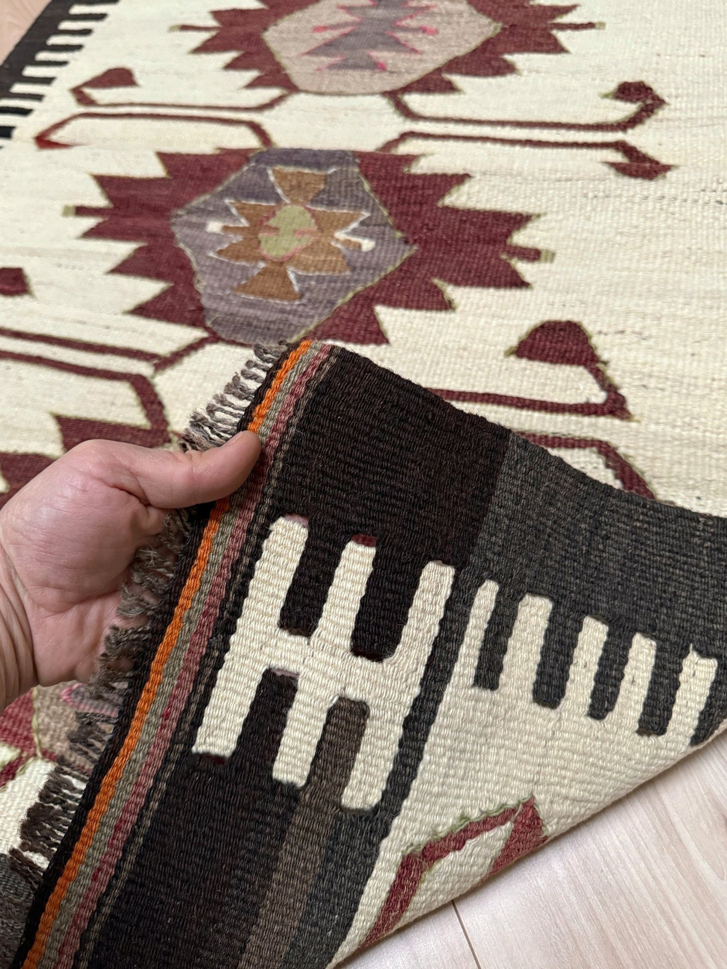Vintage Mut kilim rug 3x5 handmade Turkish flatweave — geometric tribal design — wall hanging — best rug shop San Francisco Bay Area Burlingame CA. Handmade rug with earth color for living room, bedroom, kitchen, study.