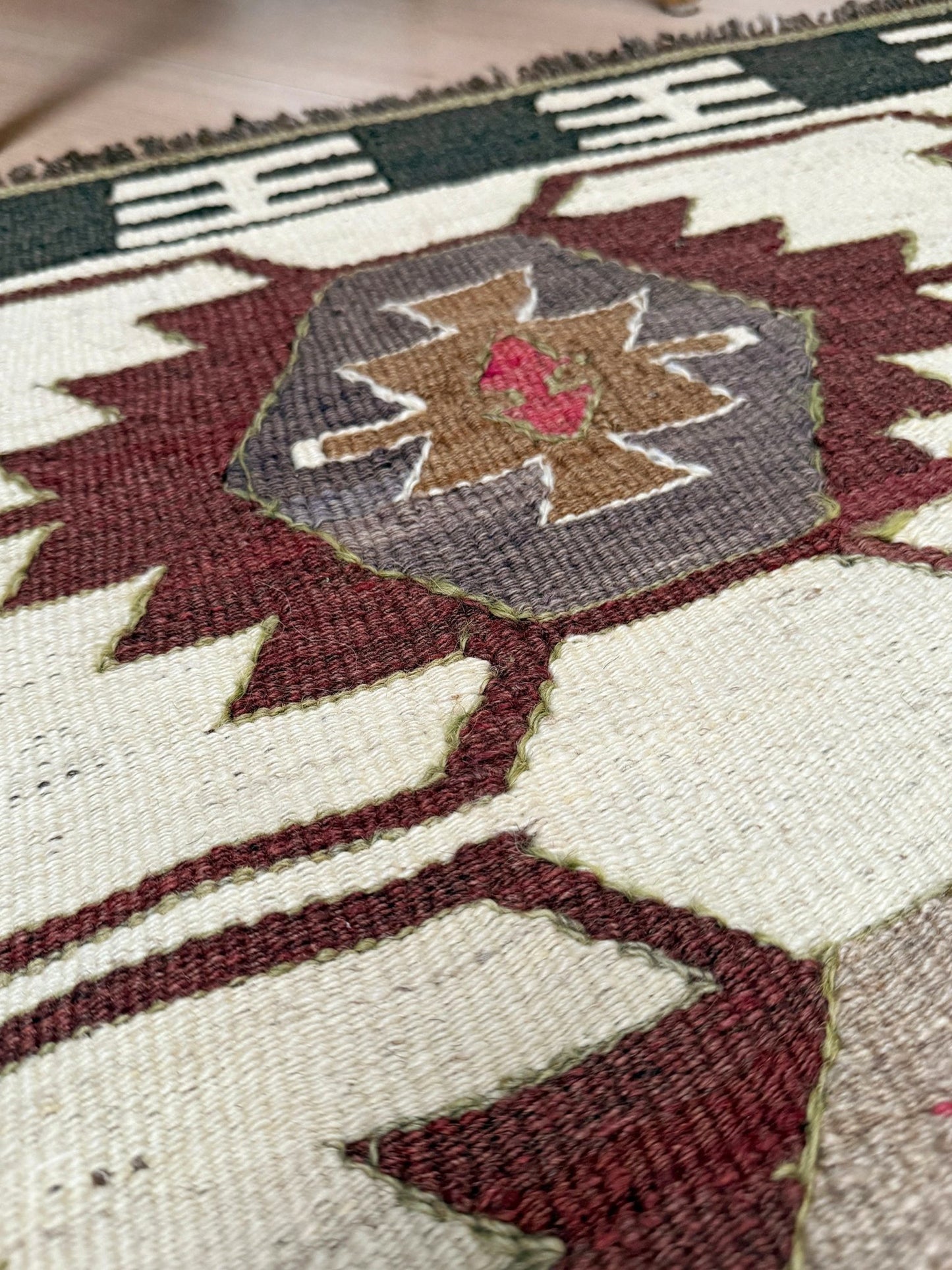 Vintage Mut kilim rug 3x5 handmade Turkish flatweave — geometric tribal design — wall hanging — best rug shop San Francisco Bay Area Burlingame CA. Handmade rug with earth color for living room, bedroom, kitchen, study.