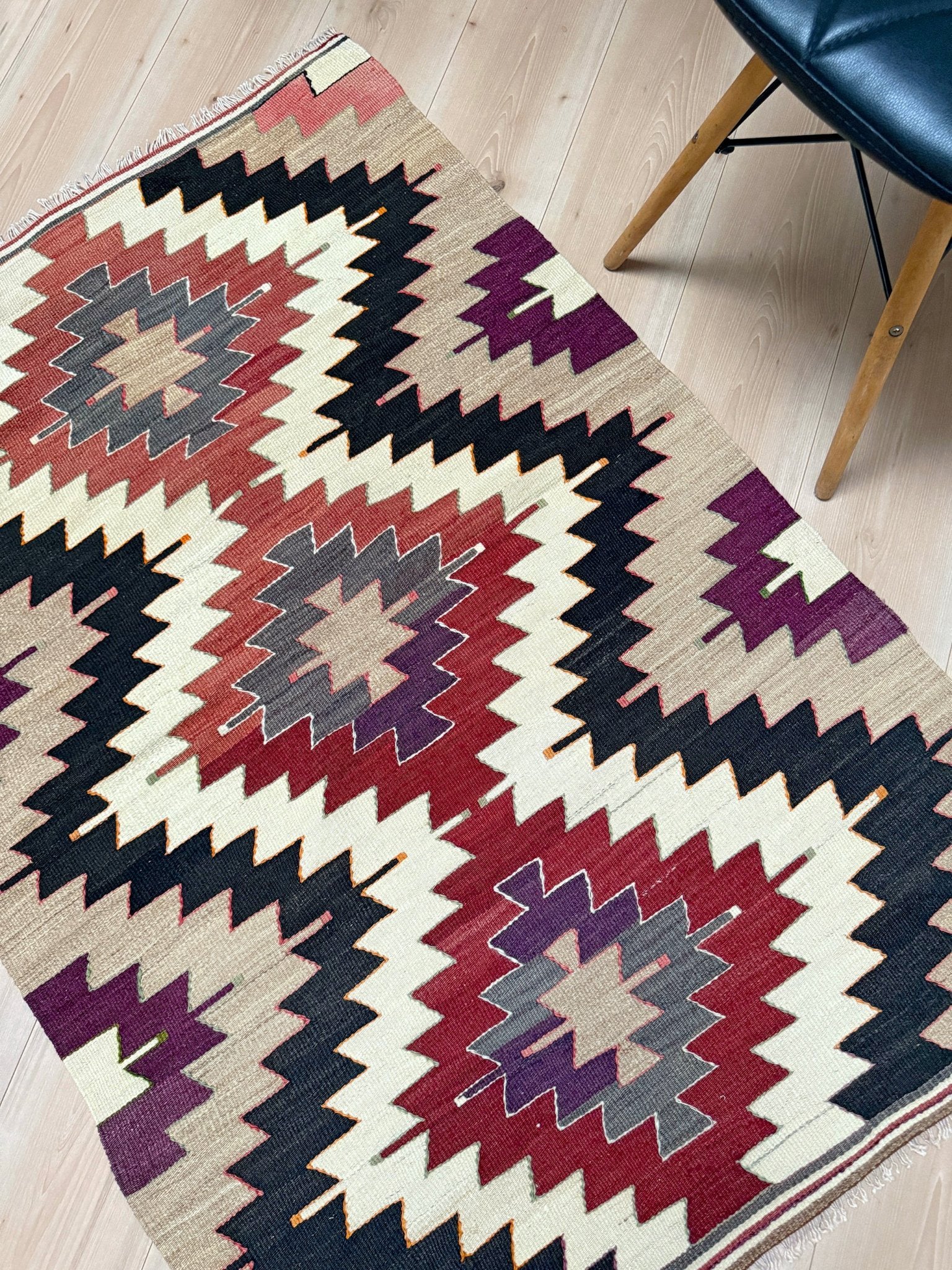 Vintage Mut kilim rug 3x5 handmade Turkish flatweave — Navajo style geometric pattern — wall hanging — best rug shop San Francisco Bay Area Burlingame CA