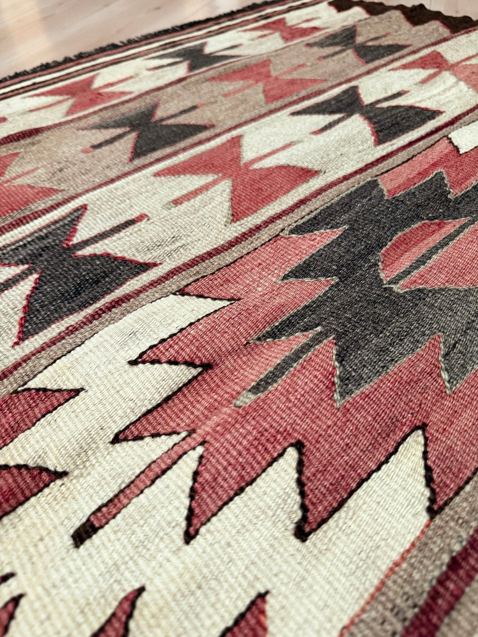 3x4 Navajo style turkish kilim wool rug for bedroom nursery kitchen entry tribal flatweave rug  shop san francisco bay area. Handmade wool flatweave rug.