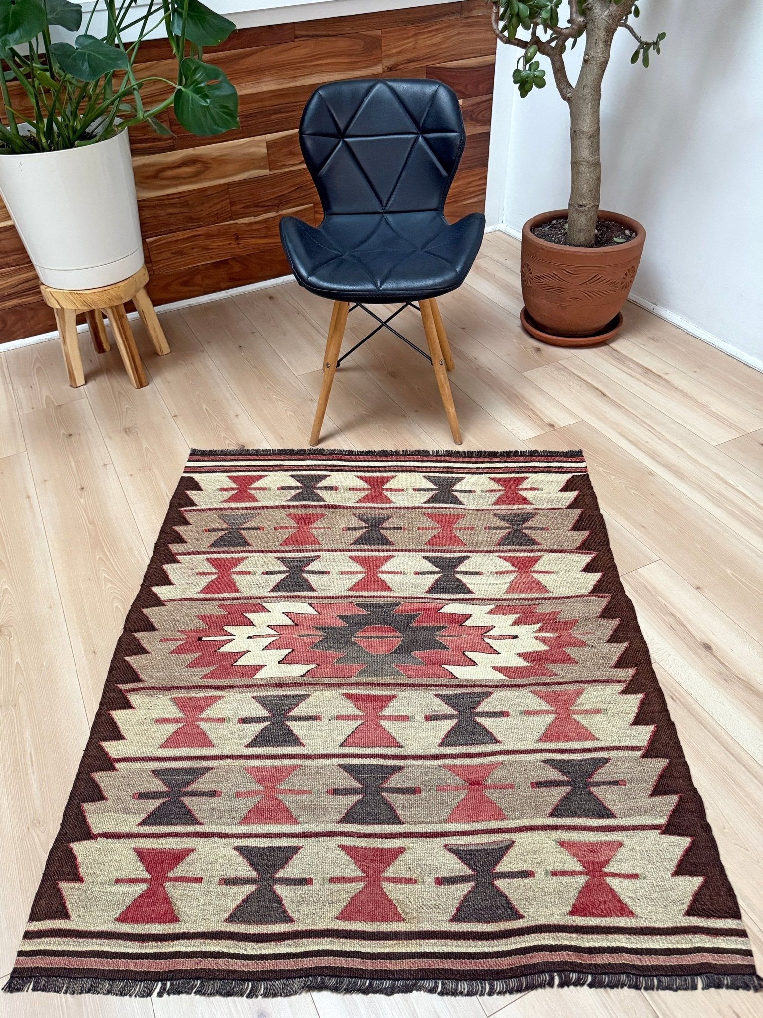 3x4 Navajo style turkish kilim wool rug for bedroom nursery kitchen entry tribal flatweave rug  shop san francisco bay area. Handmade wool flatweave rug.