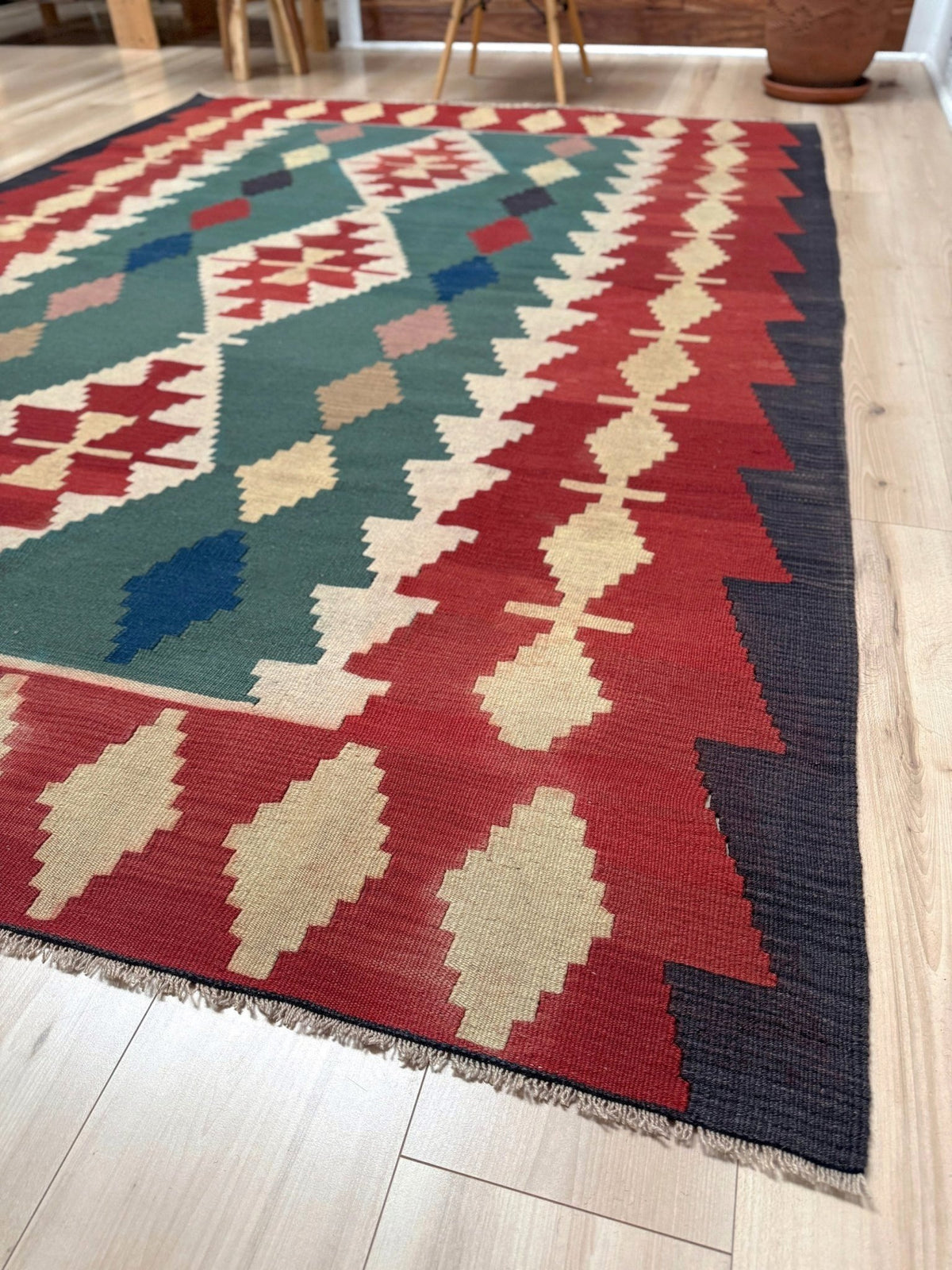 Vibrant Denizli vintage Turkish kilim rug with Southwestern geometric pattern, handmade wool flatweave 6x8 from Indigo Rugs Burlingame Bay Area.