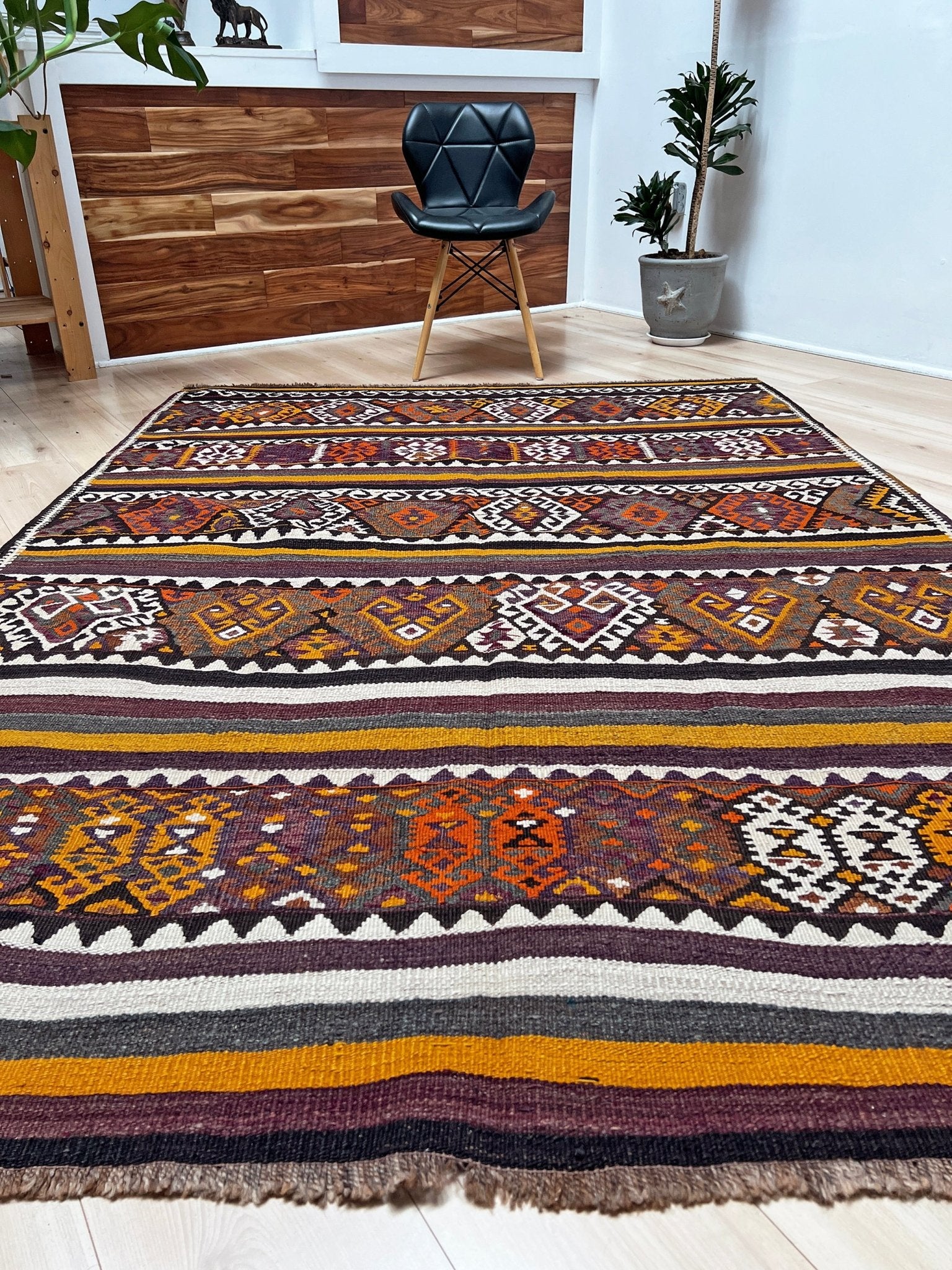 Kars handmade kurdish vintage kilim ru shop san francisco bay area. Wool tribal flatweave rug berkeley palo alto.