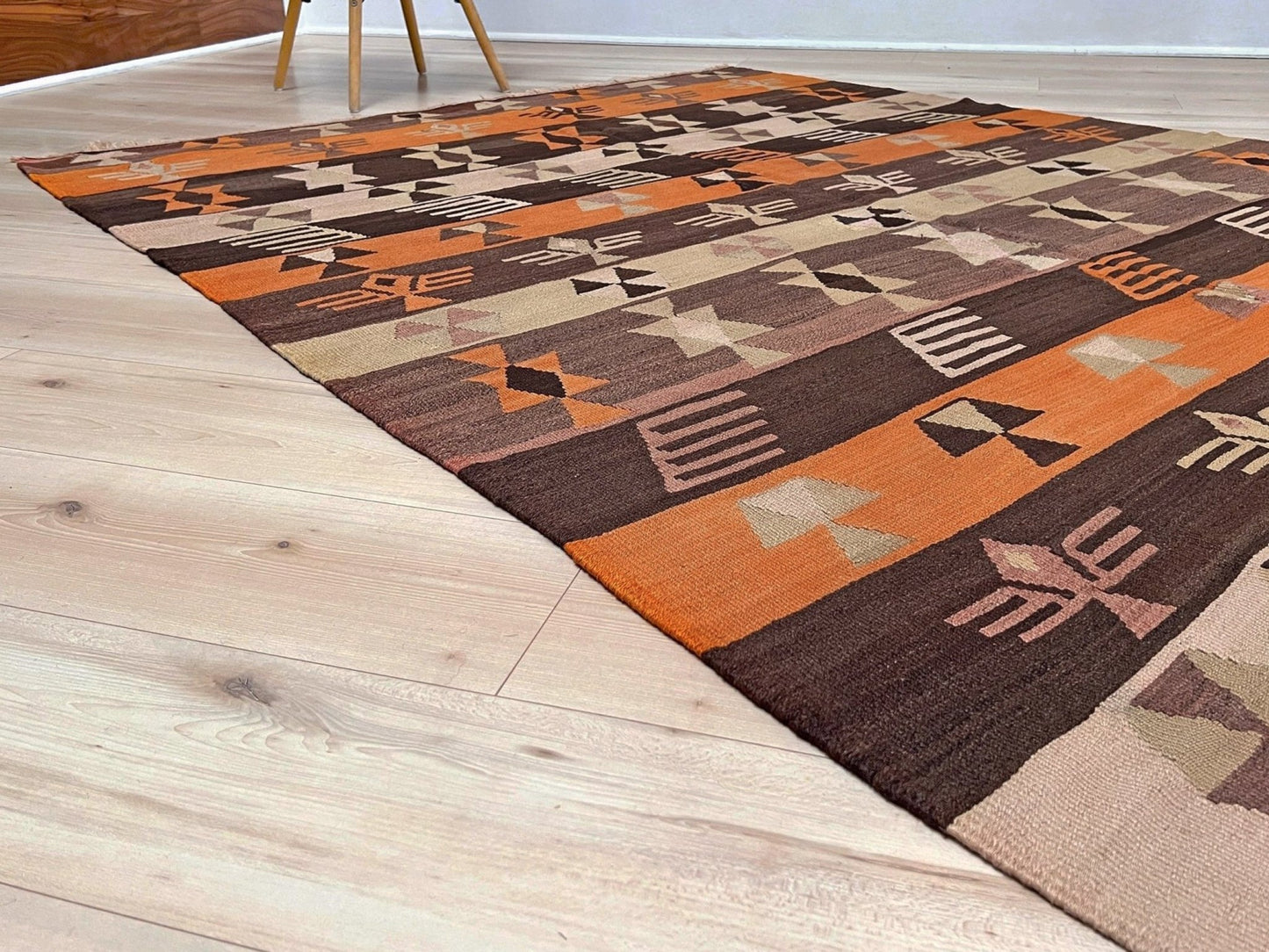 Earthy Vintage Central Anatolian Turkish kilim rug, 6x8 with horizontal tribal bands and geometric motifs. 
