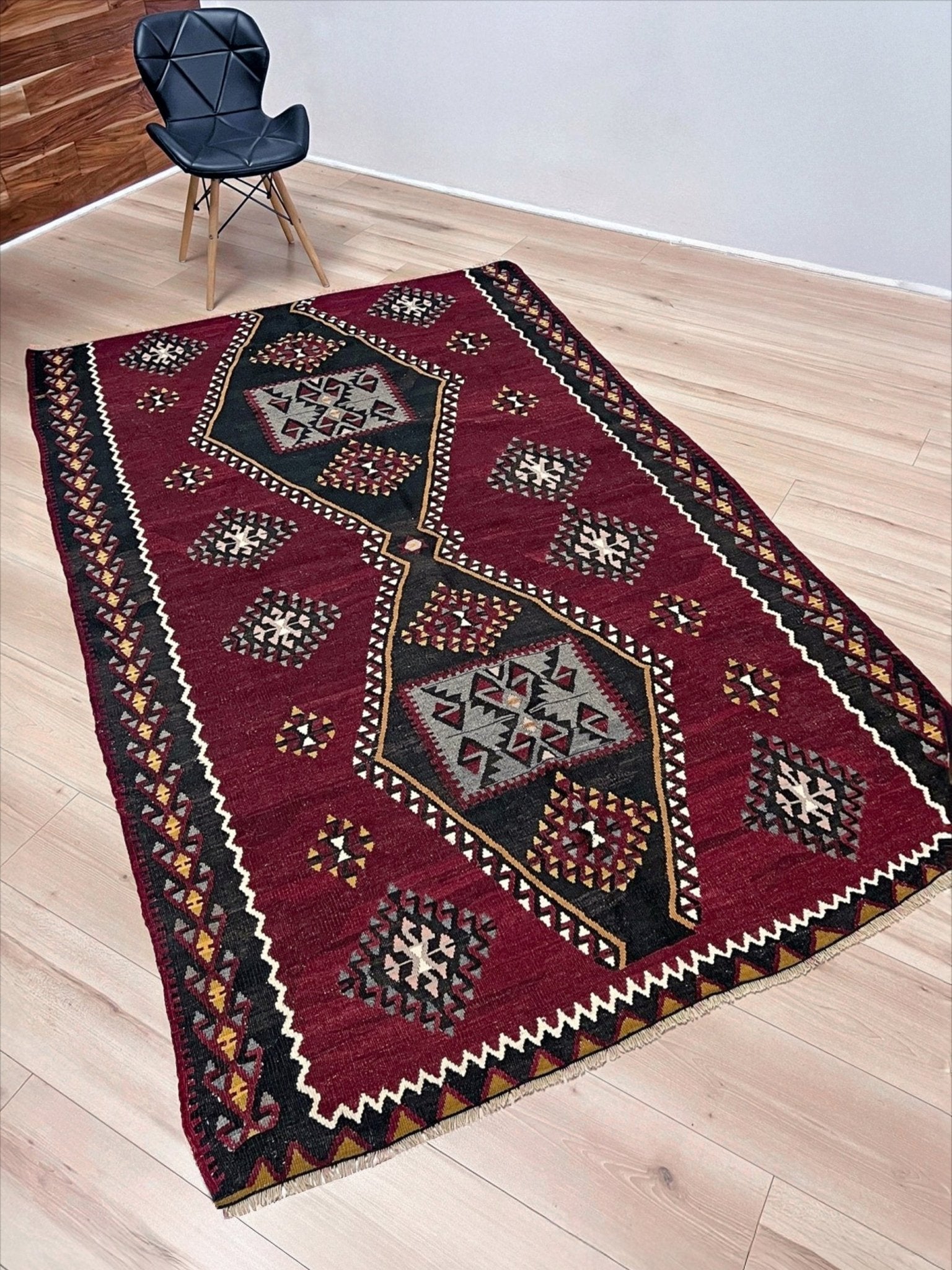 vintage kayseri turkish kilim rug 5x8 burgundy plum geometric flatweave central anatolia handmade wool rug san francisco bay area rug shop indigo rugs
