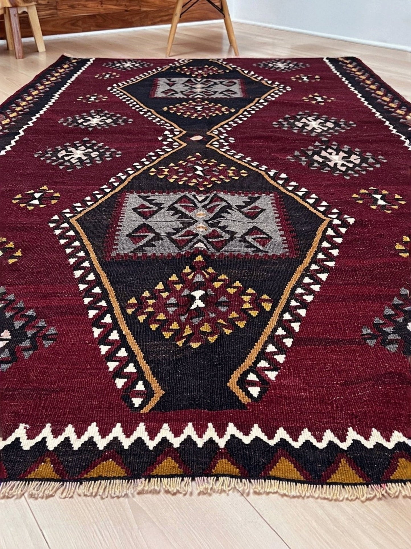 vintage kayseri turkish kilim rug 5x8 burgundy plum geometric flatweave central anatolia handmade wool rug san francisco bay area rug shop indigo rugs
