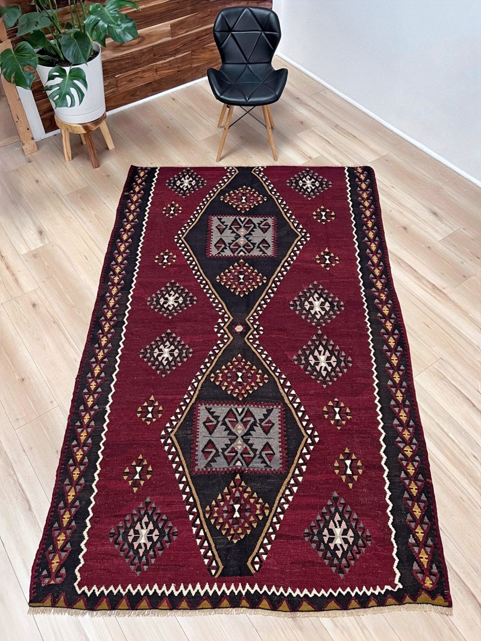 vintage kayseri turkish kilim rug 5x8 burgundy plum geometric flatweave central anatolia handmade wool rug san francisco bay area rug shop indigo rugs
