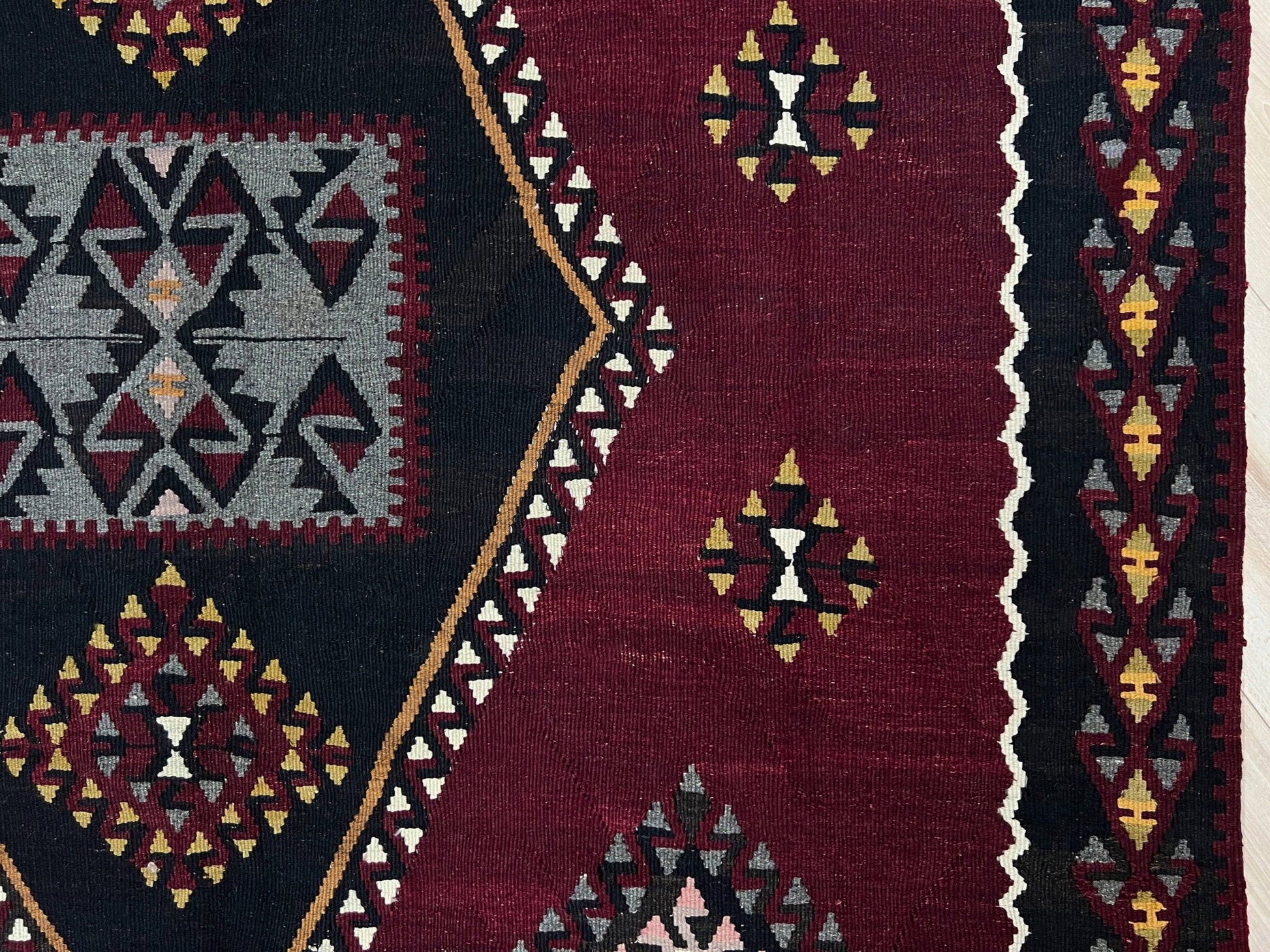 vintage kayseri turkish kilim rug 5x8 burgundy plum geometric flatweave central anatolia handmade wool rug san francisco bay area rug shop indigo rugs
