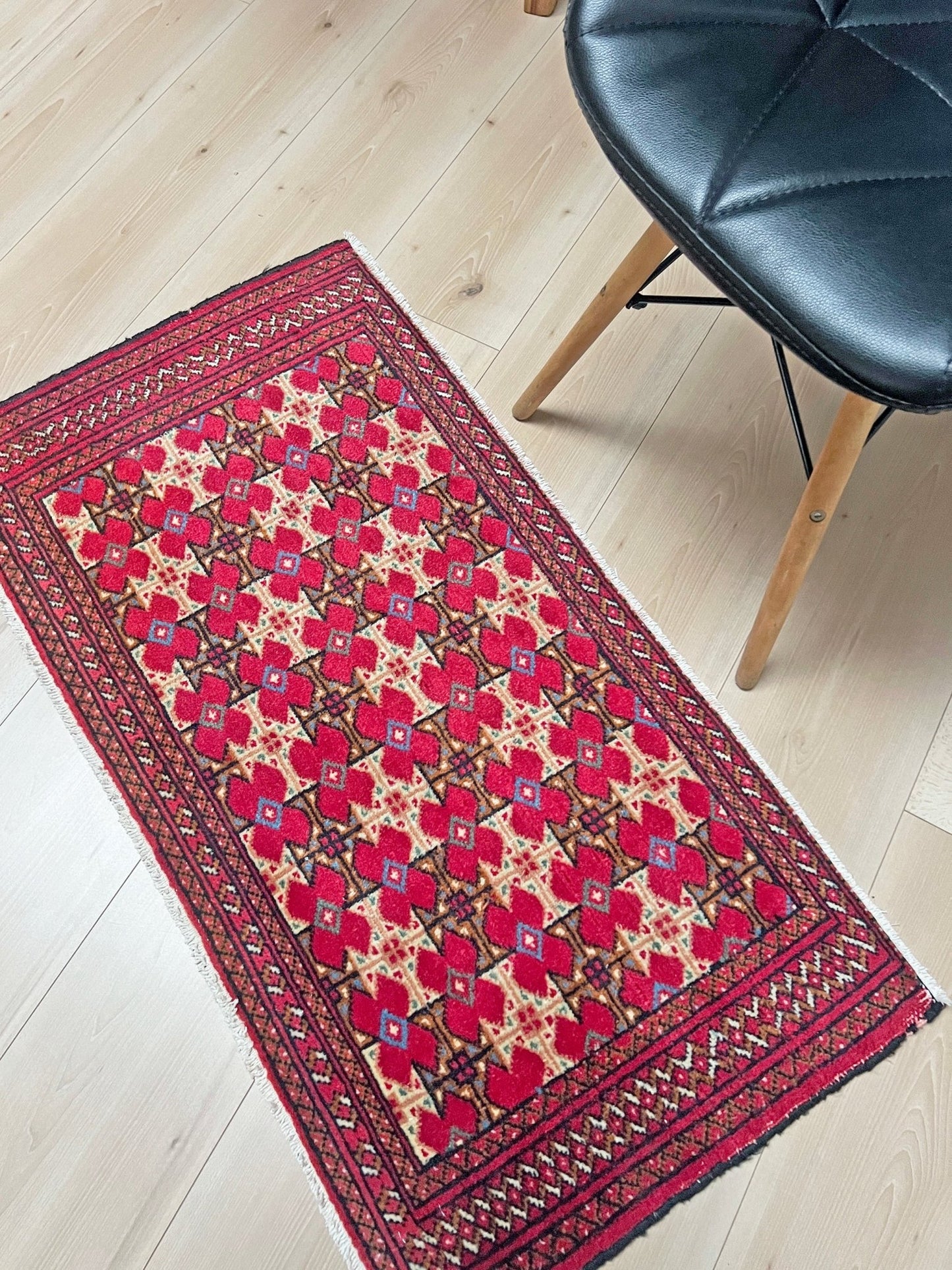 2x3 Red handmade wool vintage turkish rug for under the desk, bathroom kitchen bedroom study entry. Wool carpet from the best rug shop in san francisco bay area. Affordable sal price and free shipping.