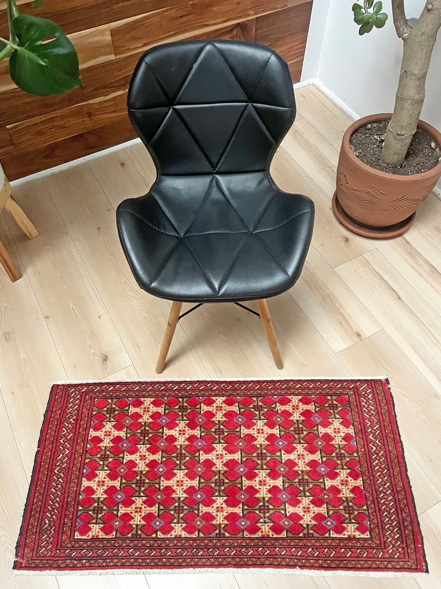 2x3 Red handmade wool vintage turkish rug for under the desk, bathroom kitchen bedroom study entry. Wool carpet from the best rug shop in san francisco bay area. Affordable sal price and free shipping.