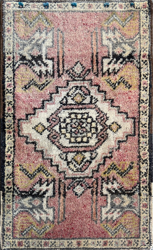 Vintage turkish mini rug 2x3 dusty rose and ivory handmade wool accent rug — perfect for entryway, kitchen, bathroom, bedside; free shipping from the best rug shop in the San Francisco Bay Area, Burlingame CA.