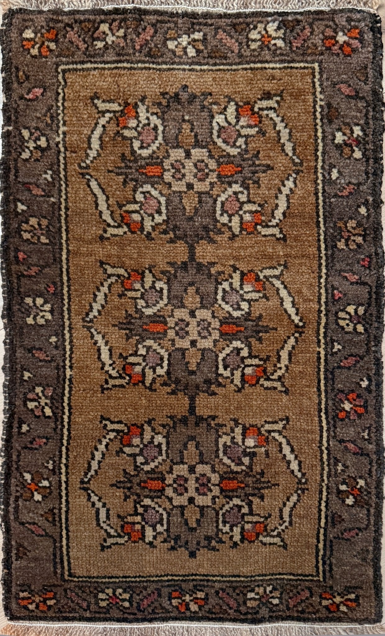 2x3 handmade vintage turkish wool rug for kitchen, bathroom, bedroom, entry from the best rug shop san francisco bay area. Free shipping.