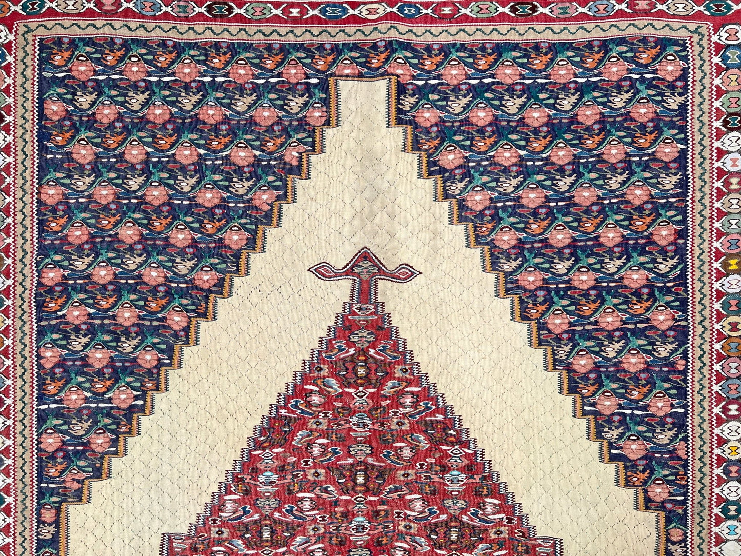 senneh vintage persian kilim rug shop berkeley palo alro. Handmade wool flatweave rug shop san francisco bay area.