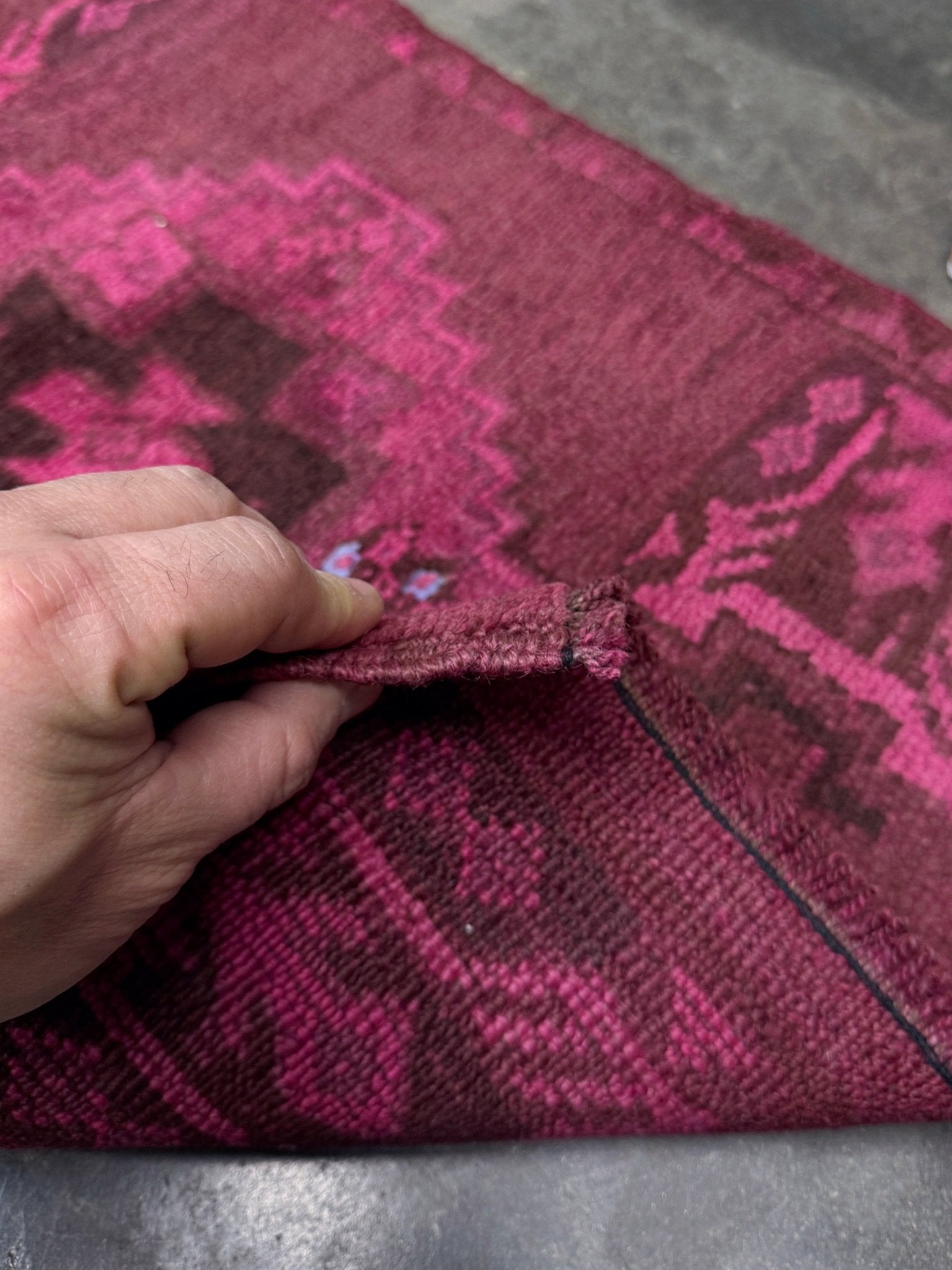 berry red pink Turkish mini rug with amaranth tones 20x30 hand-knotted wool rug for entryway bathroom bedside kitachen. From Indigo Rugs, Burlingame — the best rug shop in the San Francisco Bay Area. Free shipping.